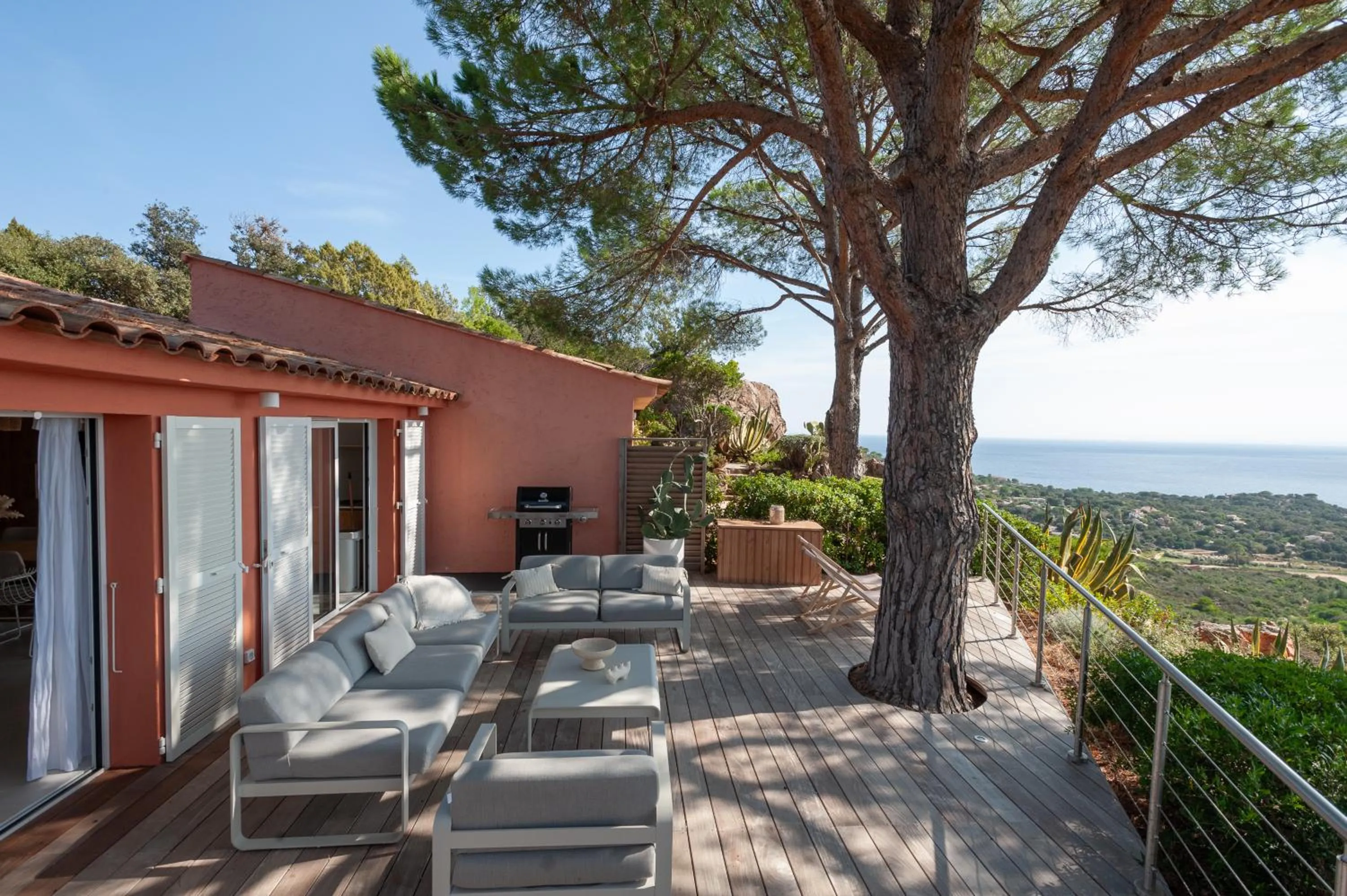 Property building in Résidence Marina Di Santa Giulia