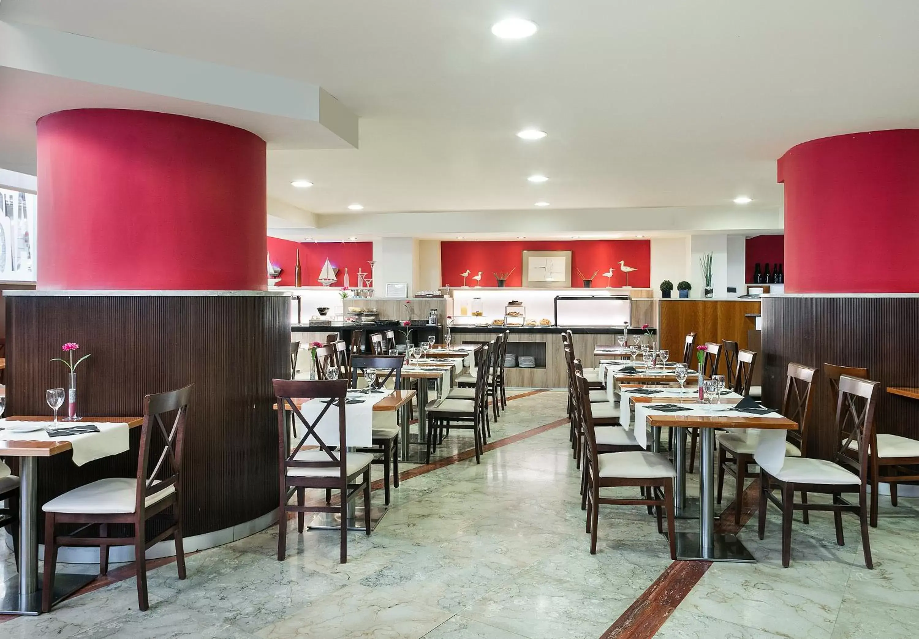 Restaurant/Places to Eat in Hotel Best Aranea