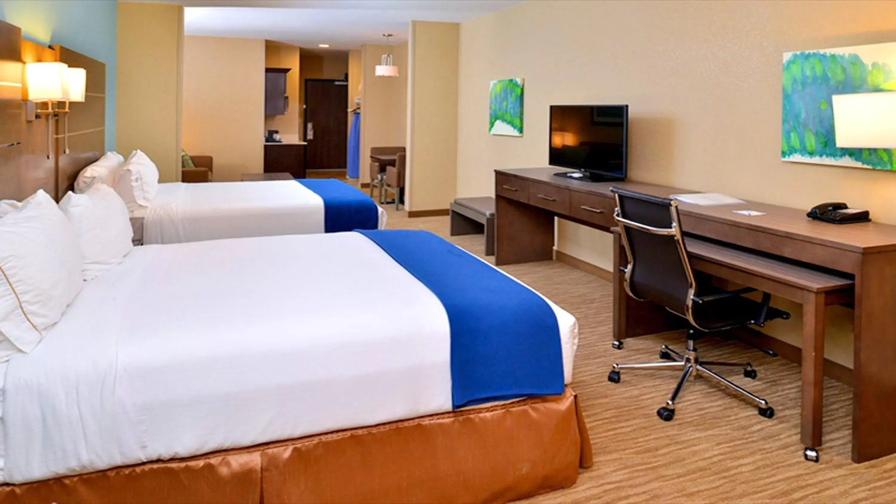 Photo of the whole room in Holiday Inn Express and Suites Schulenburg, an IHG Hotel