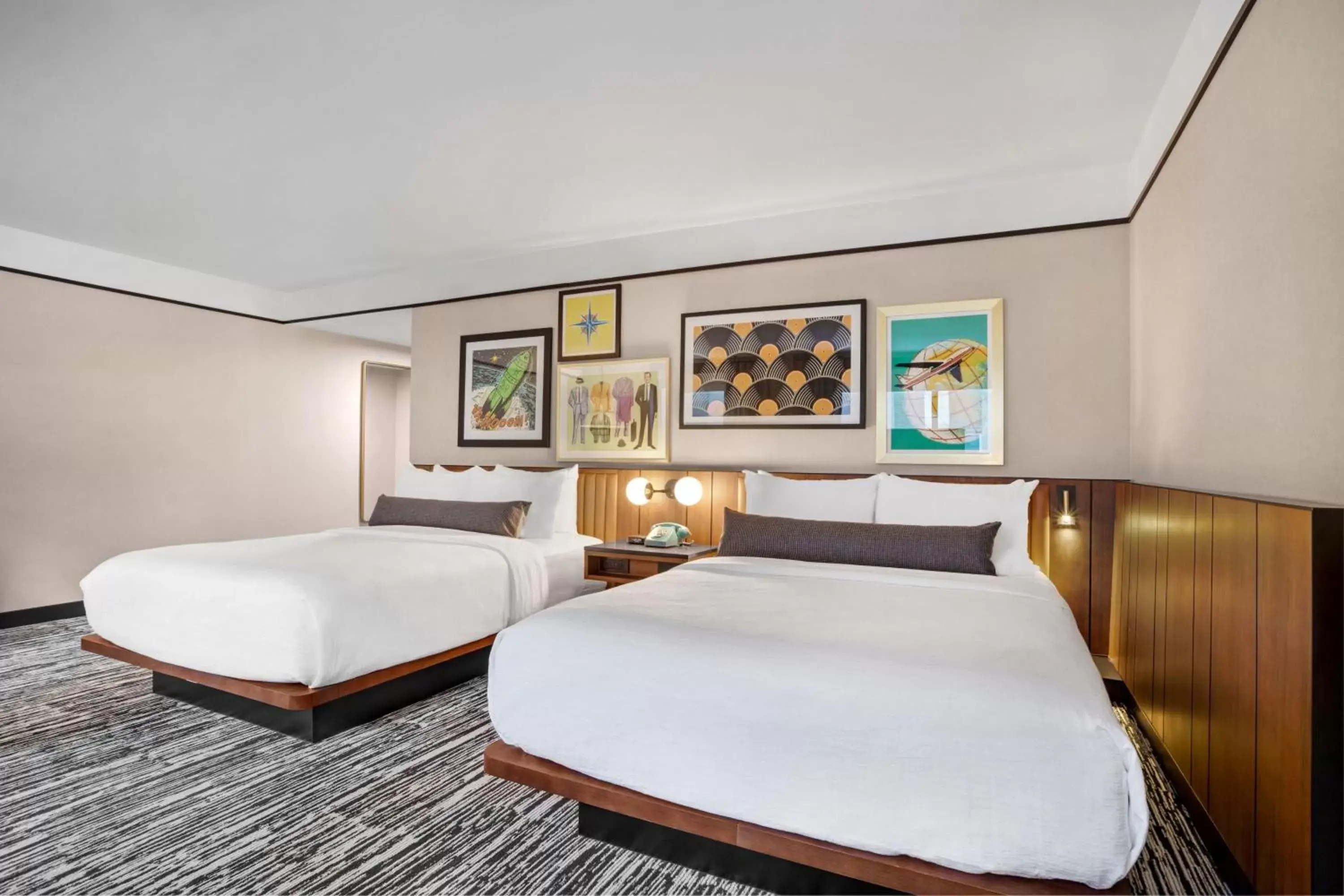 Bedroom, Bed in Hotel Indigo - Minneapolis Downtown, an IHG Hotel