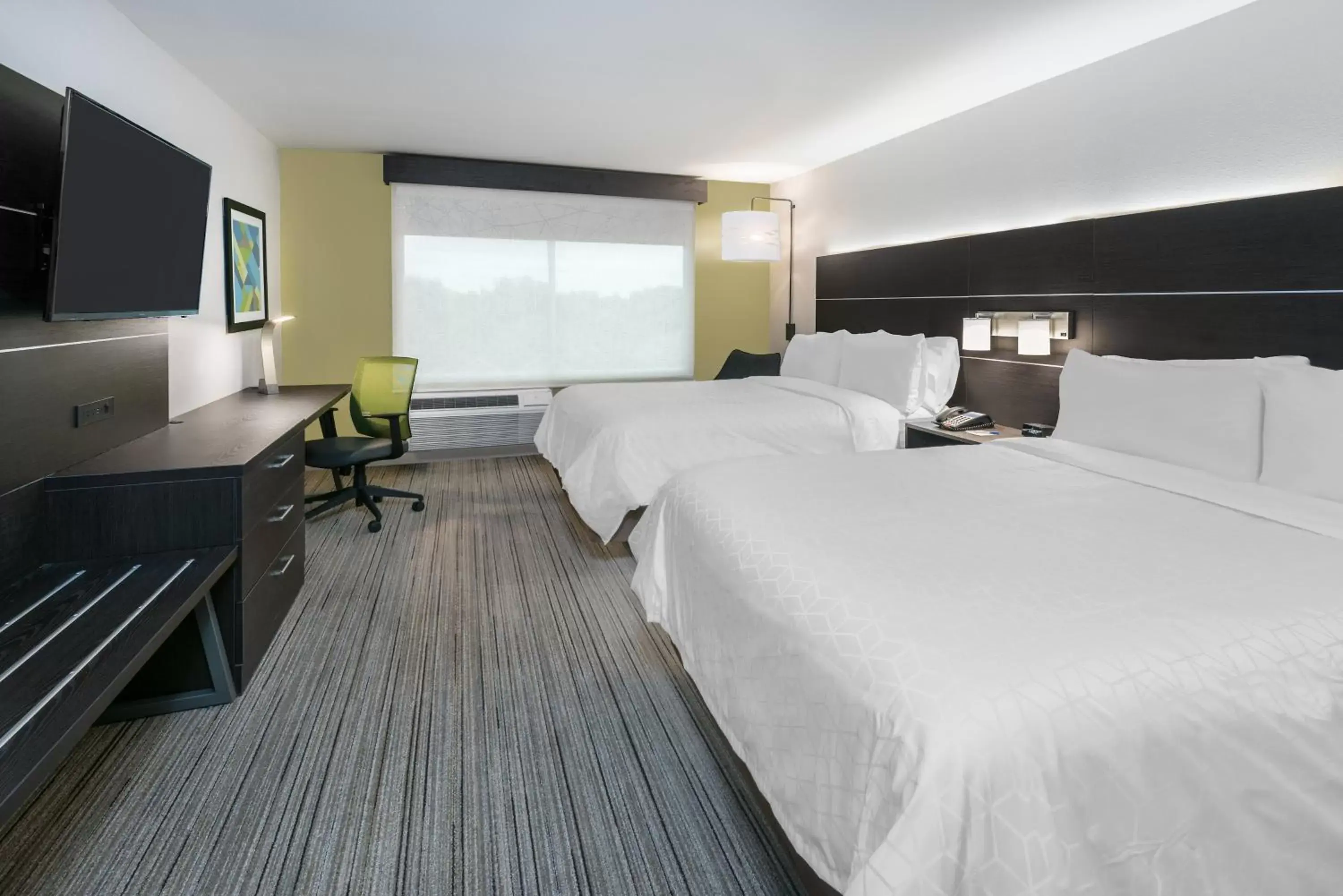 Photo of the whole room, Bed in Holiday Inn Express & Suites- Sugar Land SE - Missouri City, an IHG Hotel