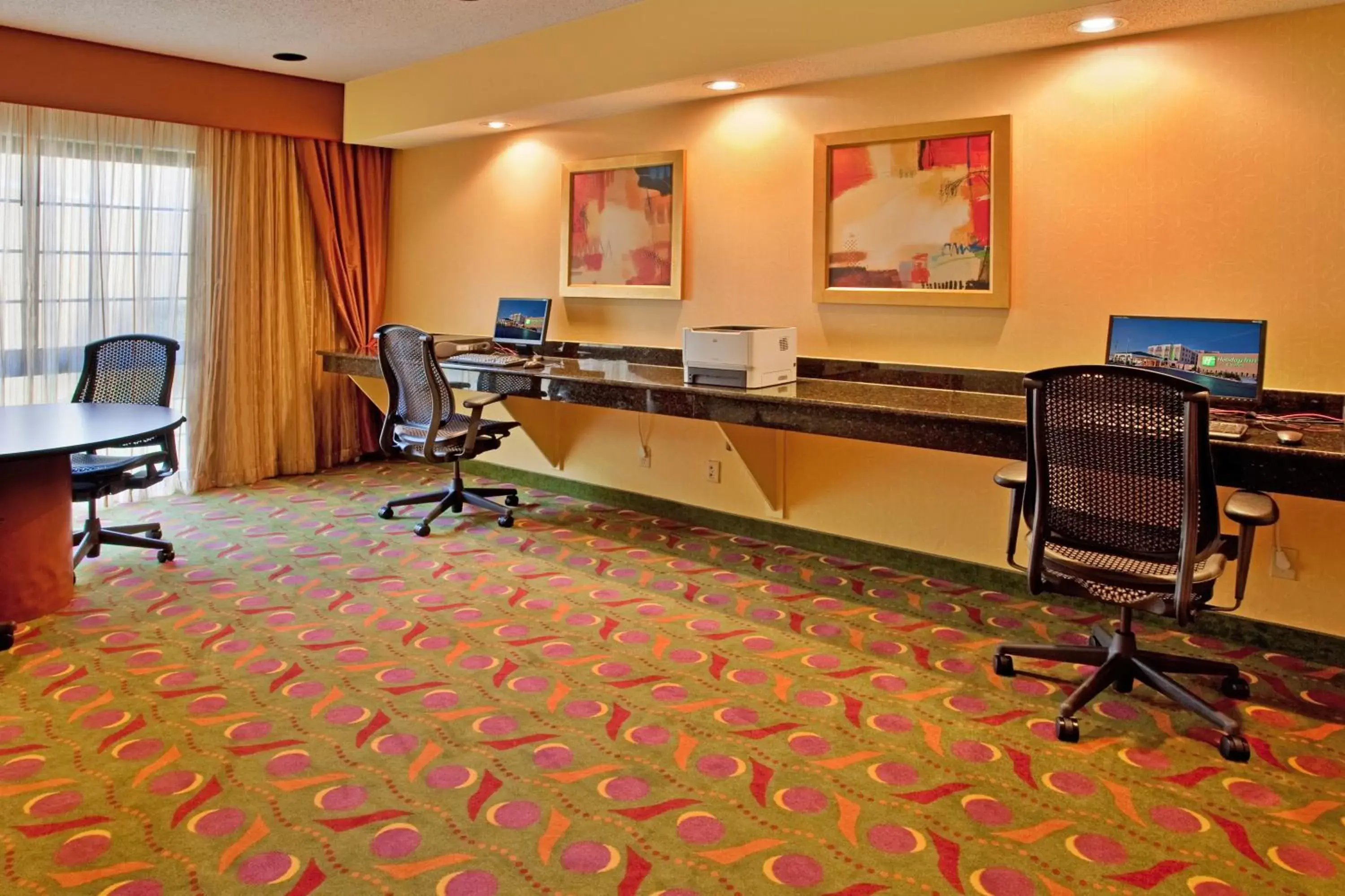 Other, Business Area/Conference Room in Holiday Inn Hotel & Suites Springfield, an IHG Hotel