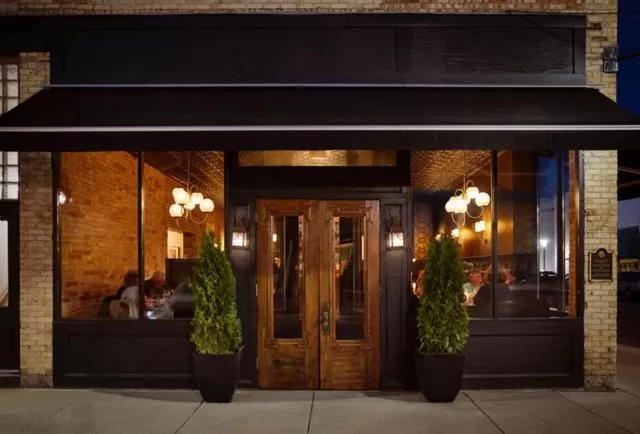 Facade/entrance in Inn at Cedar Crossing