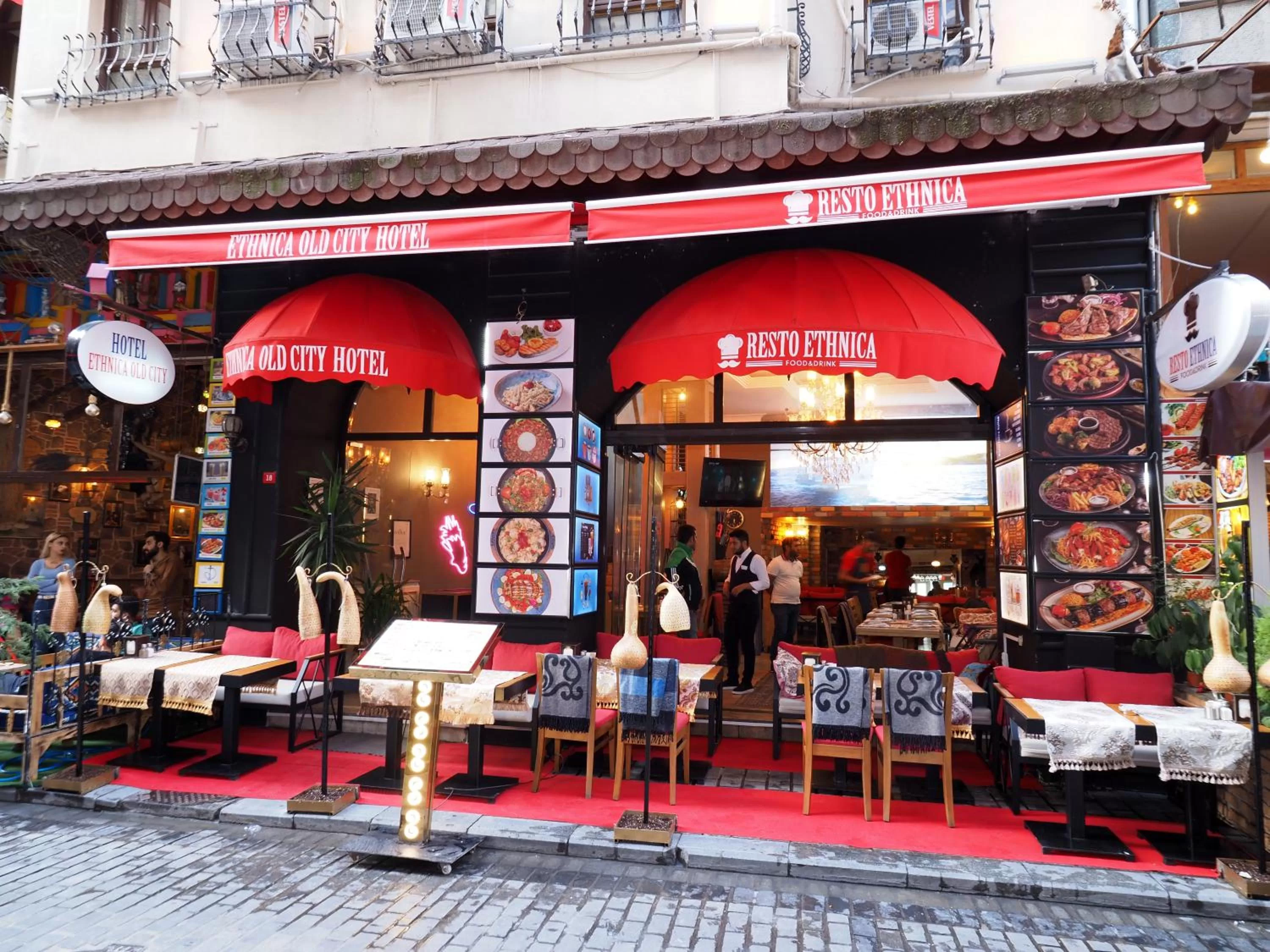 Restaurant/places to eat in Ethnica Hotel Old City