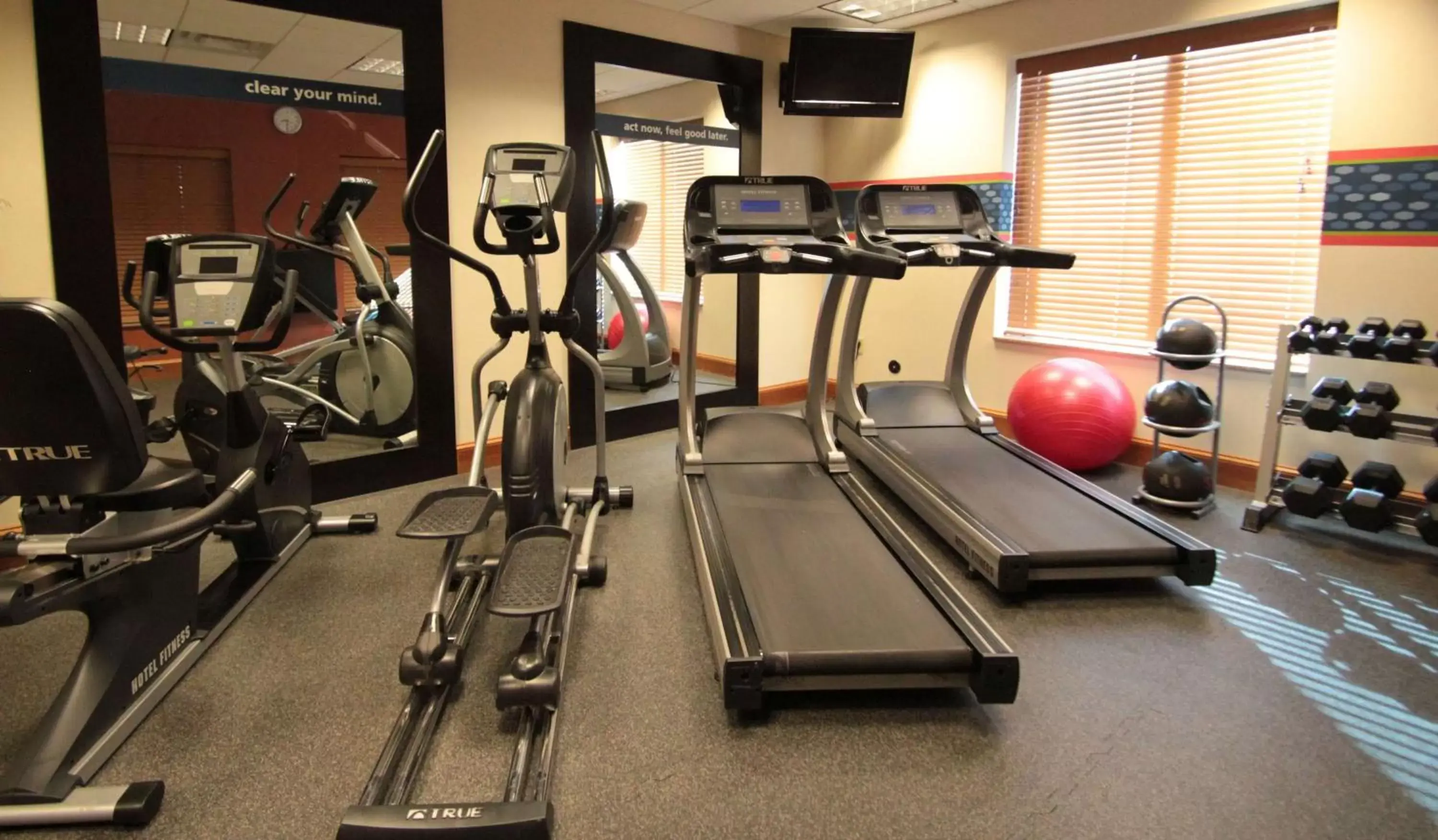 Fitness centre/facilities, Fitness Center/Facilities in Hampton Inn Hampton-Newport News