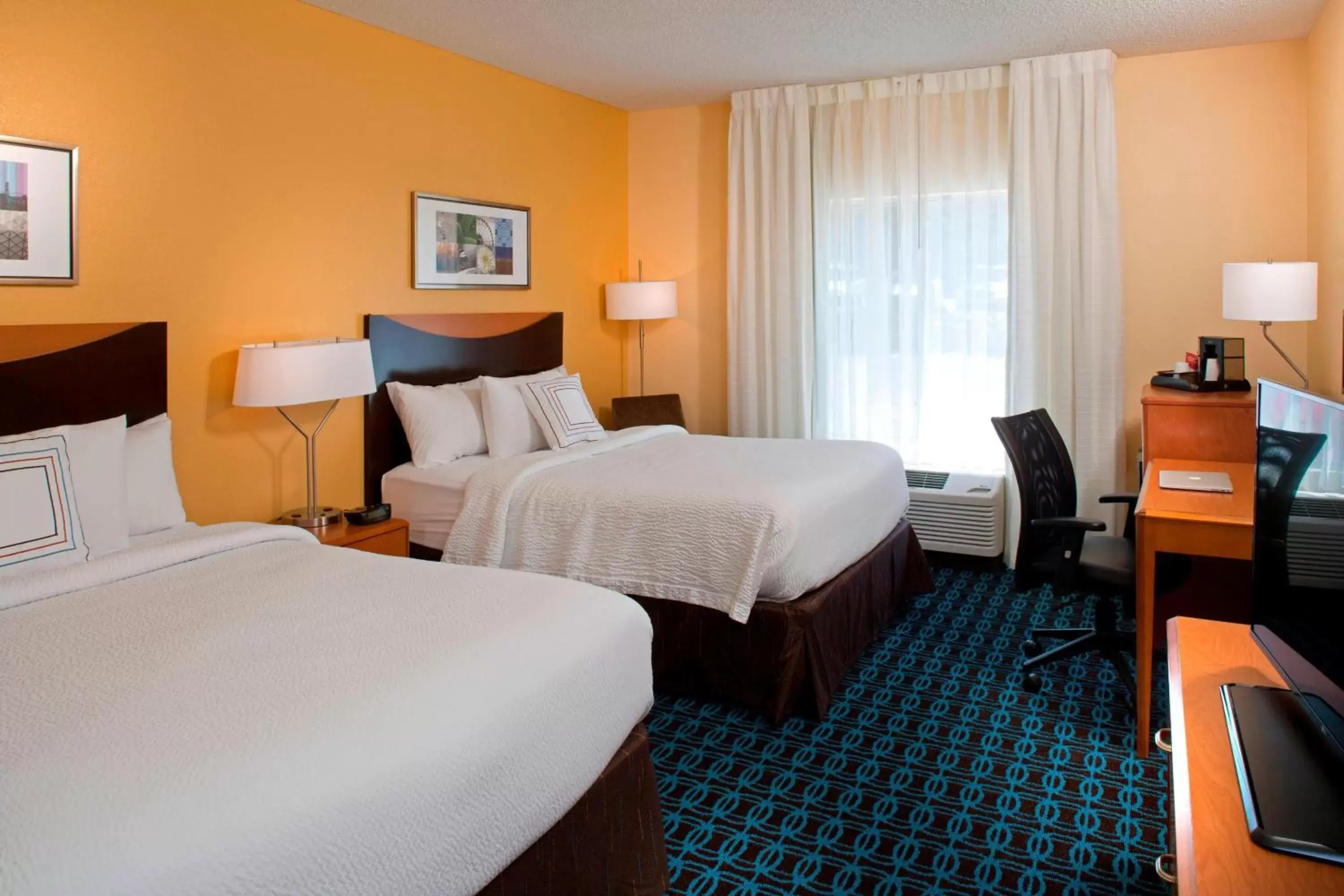Photo of the whole room, Bed in Fairfield Inn & Suites by Marriott Denver Tech Center/ South