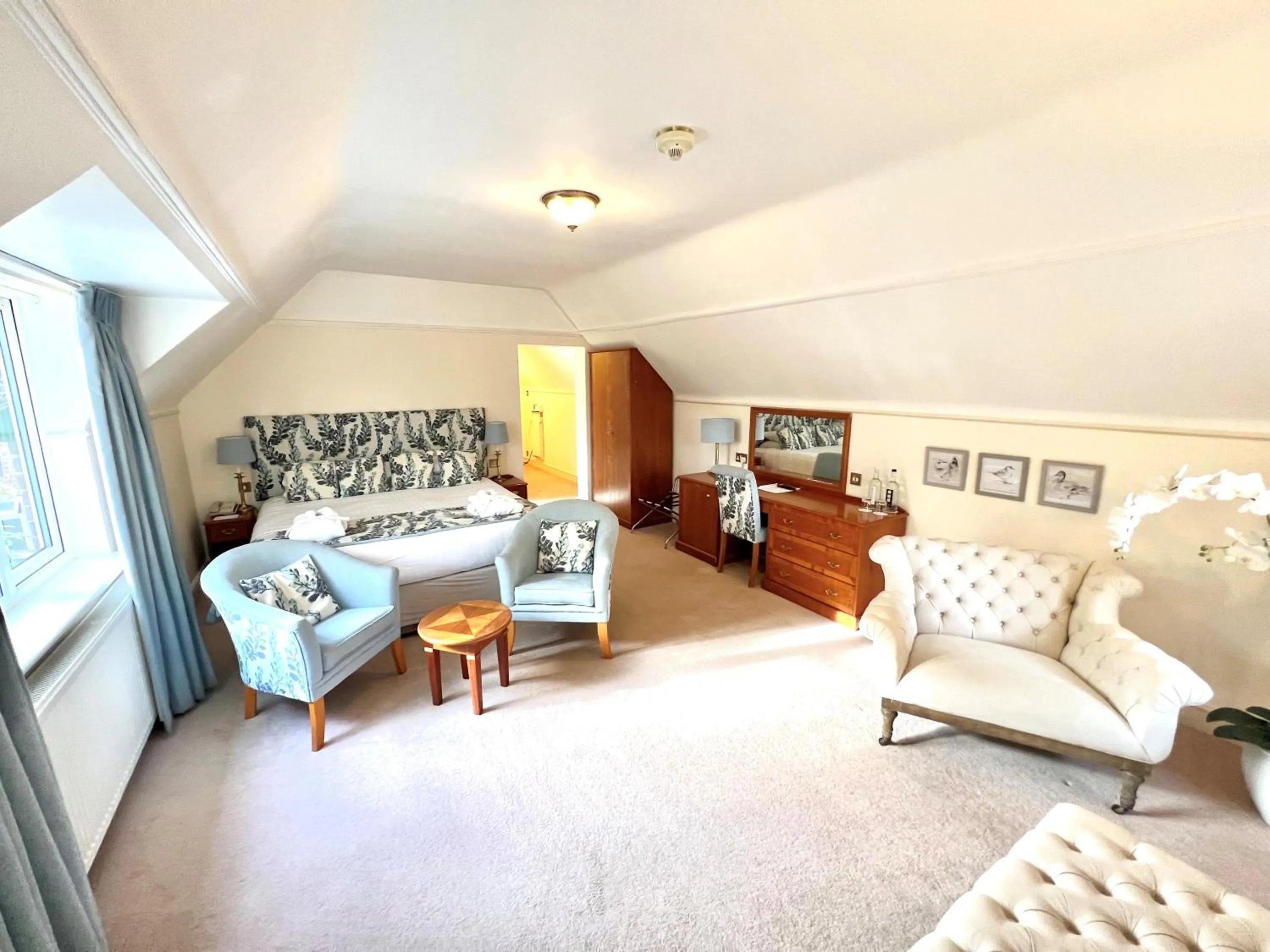 Bedroom in Passford House Hotel