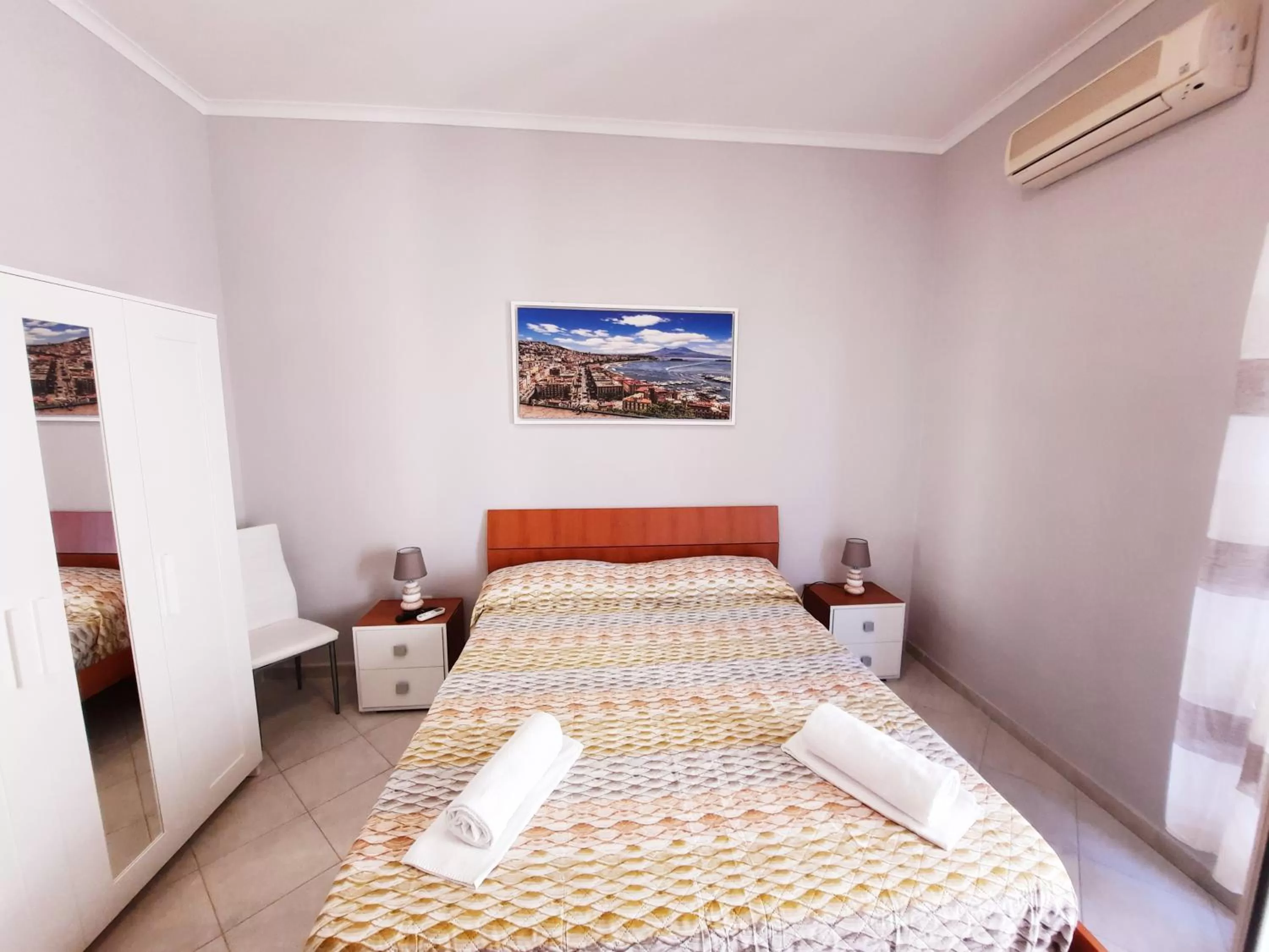 Photo of the whole room, Bed in B&B BellaNapoli