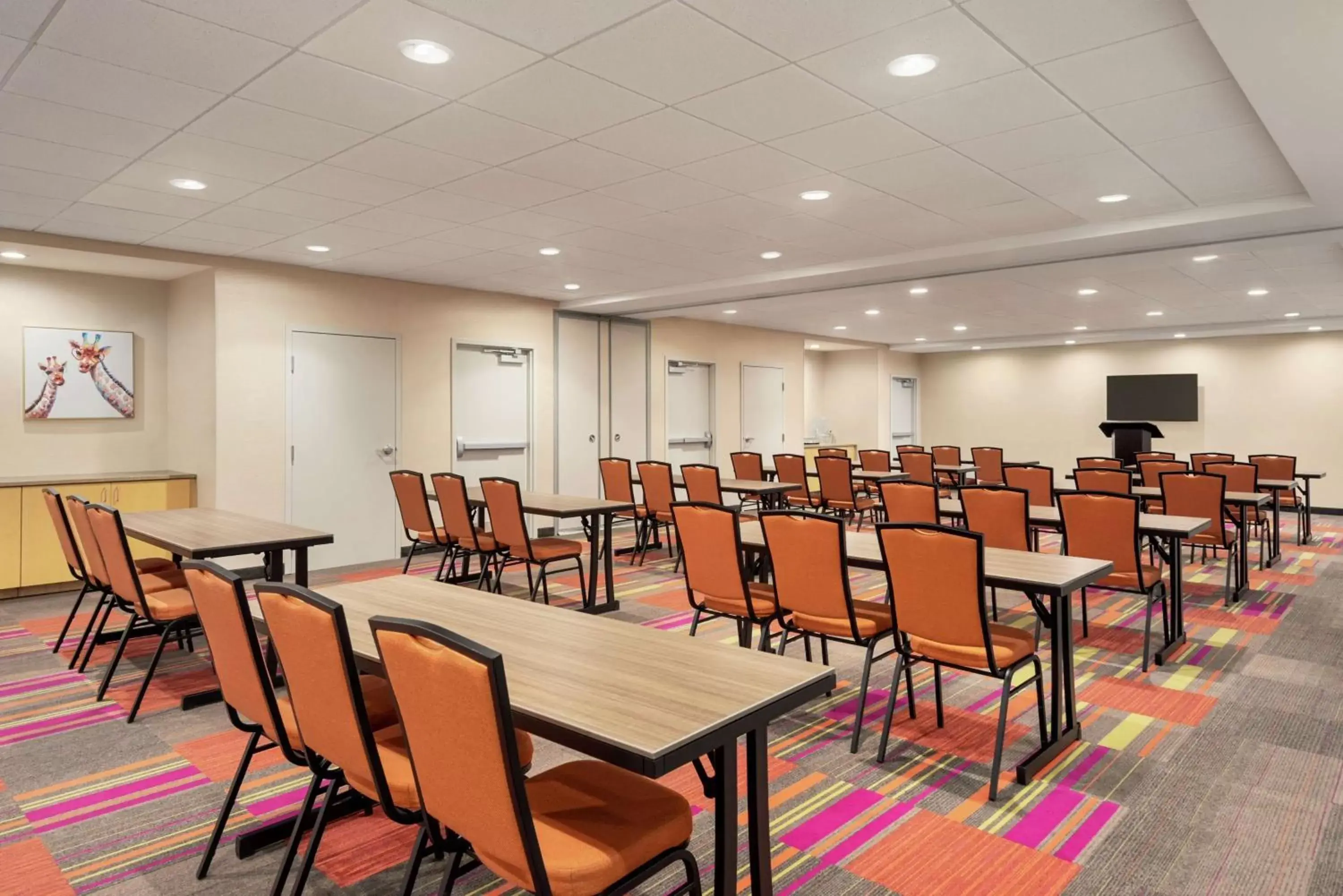 Meeting/conference room in Home2 Suites by Hilton Woodbridge Potomac Mills