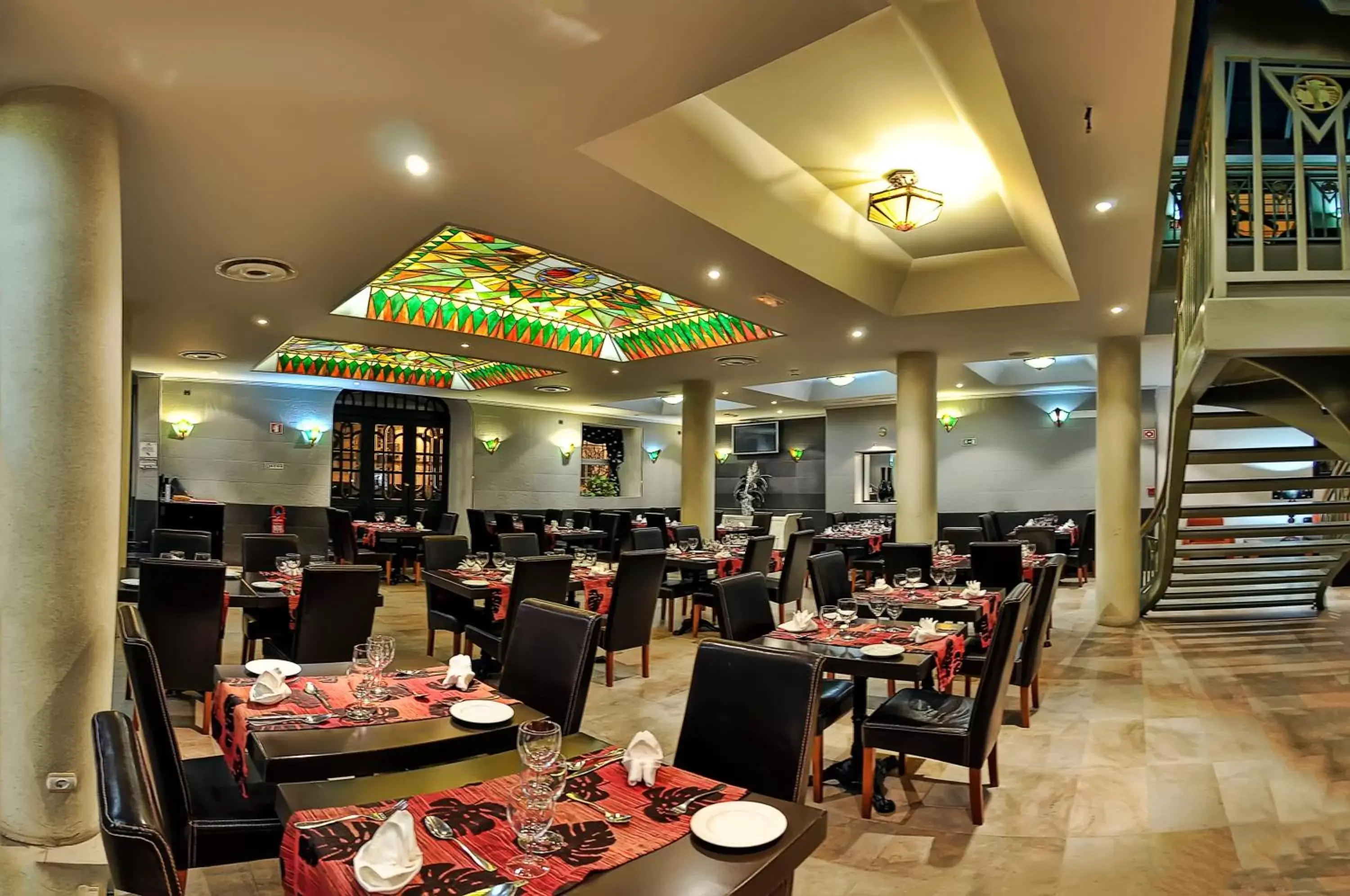 Restaurant/places to eat in Hotel Talisman Restaurant/places to eat in Hotel Talisman