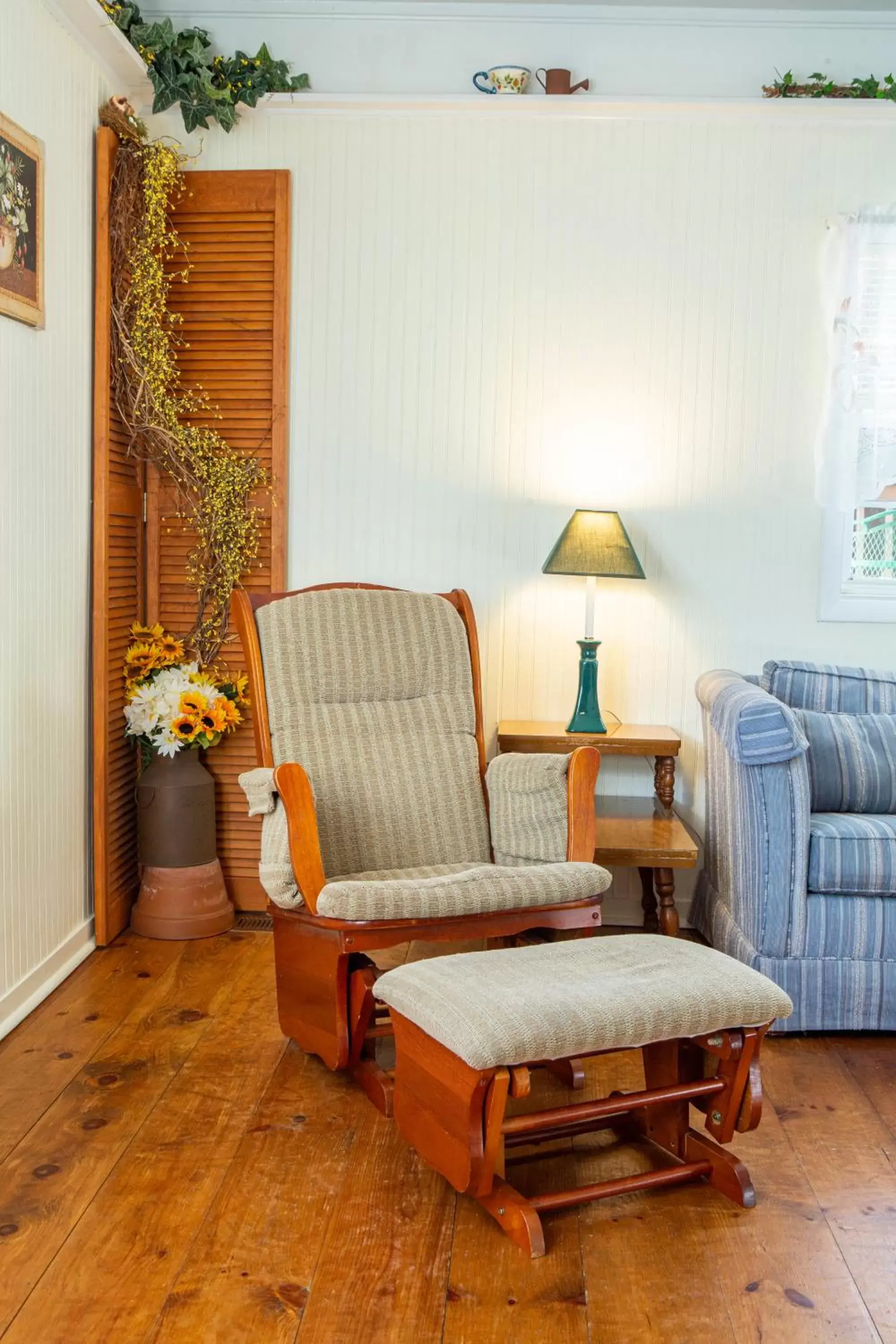 Living room, Seating Area in The Chimney Rock Inn & Cottages