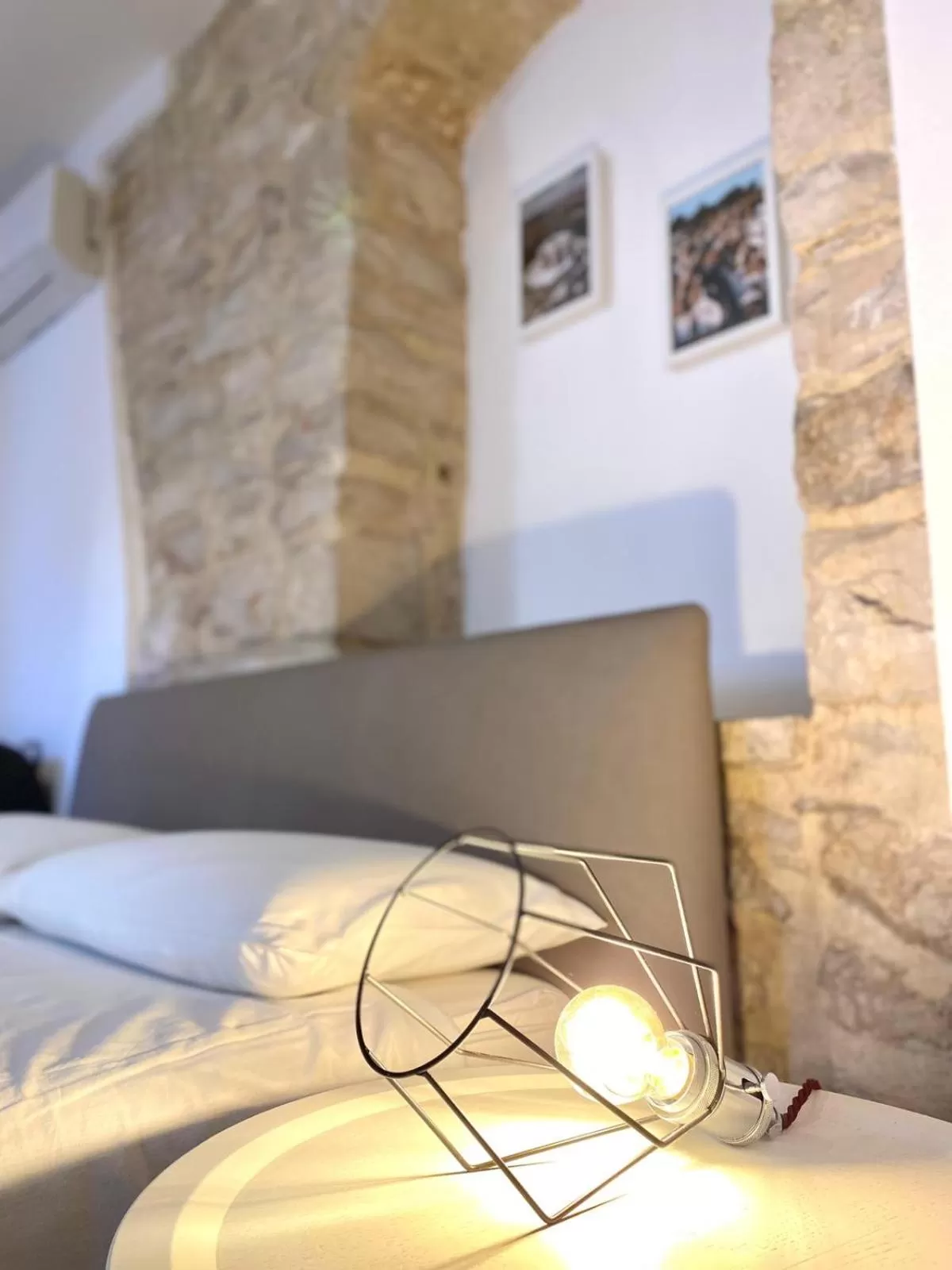 Bed in Altrelli Rooms