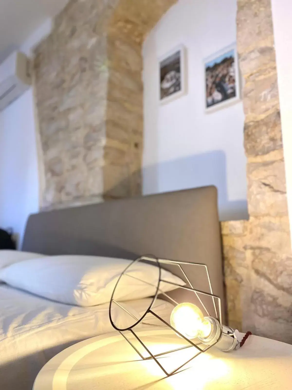 Deluxe Double Room with Balcony - single occupancy in Altrelli Rooms Deluxe Double Room with Balcony - single occupancy in Altrelli Rooms