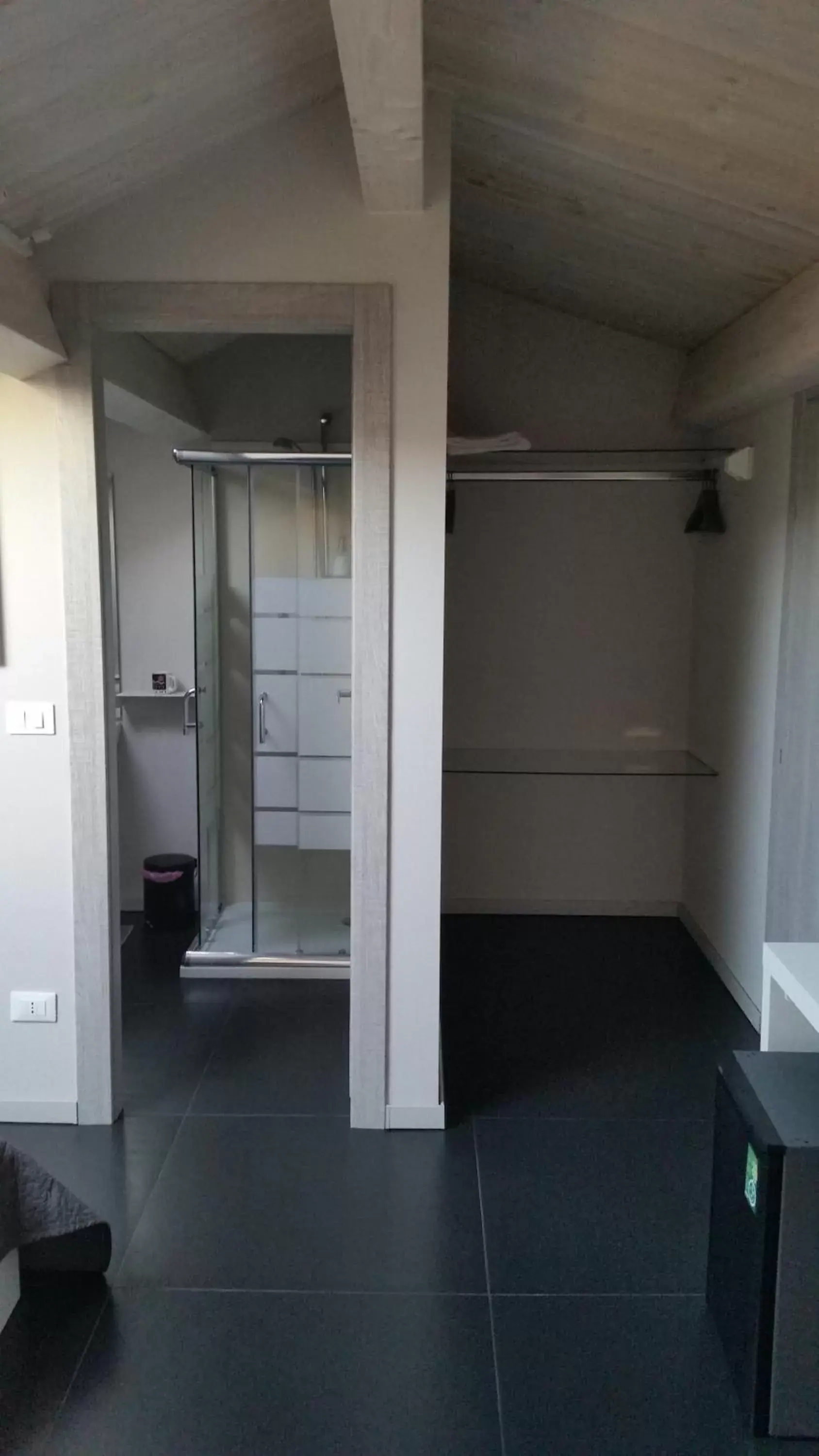 wardrobe, Bathroom in Sciara Biscari B&B