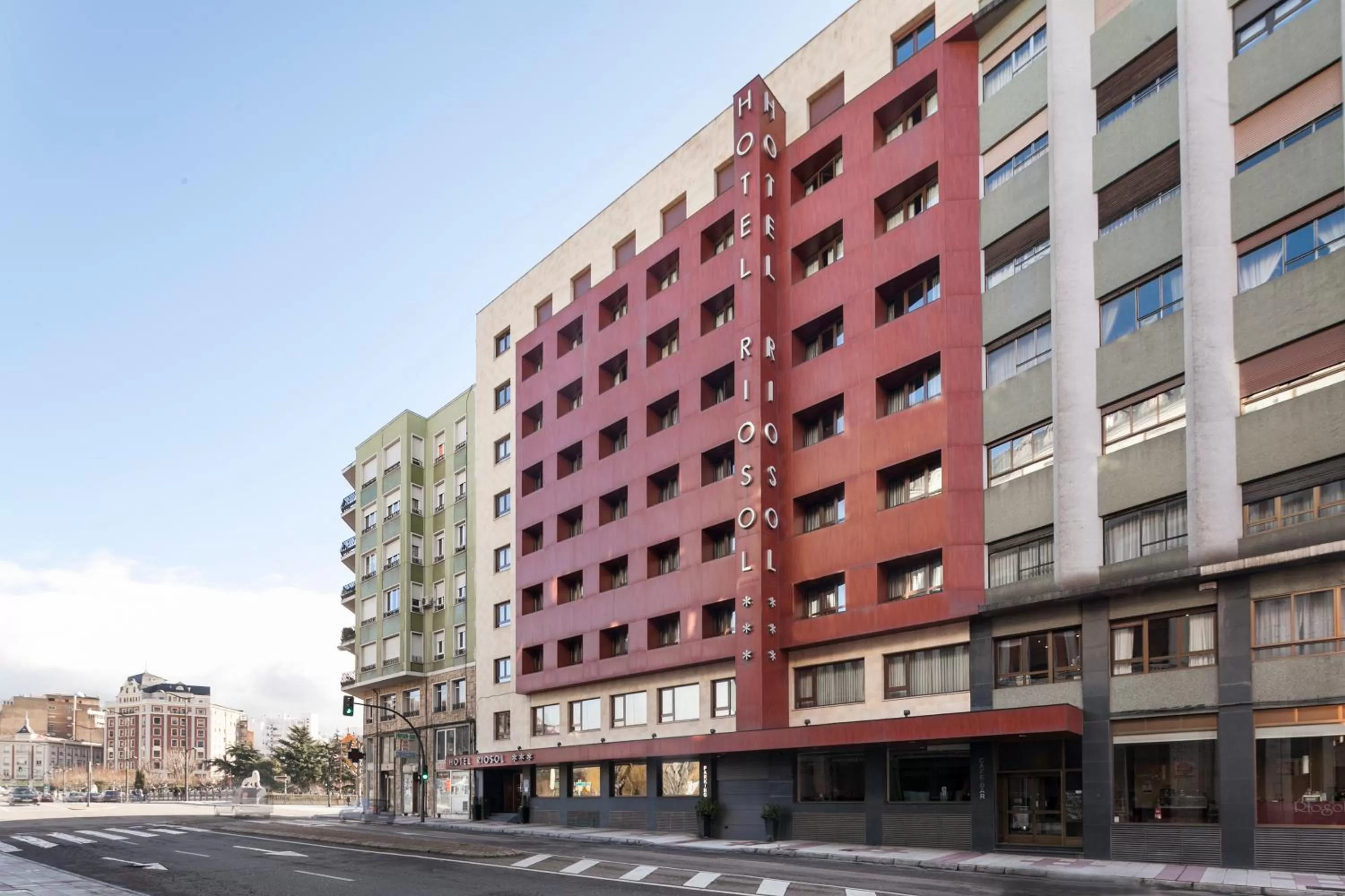 Property building in Crisol Riosol