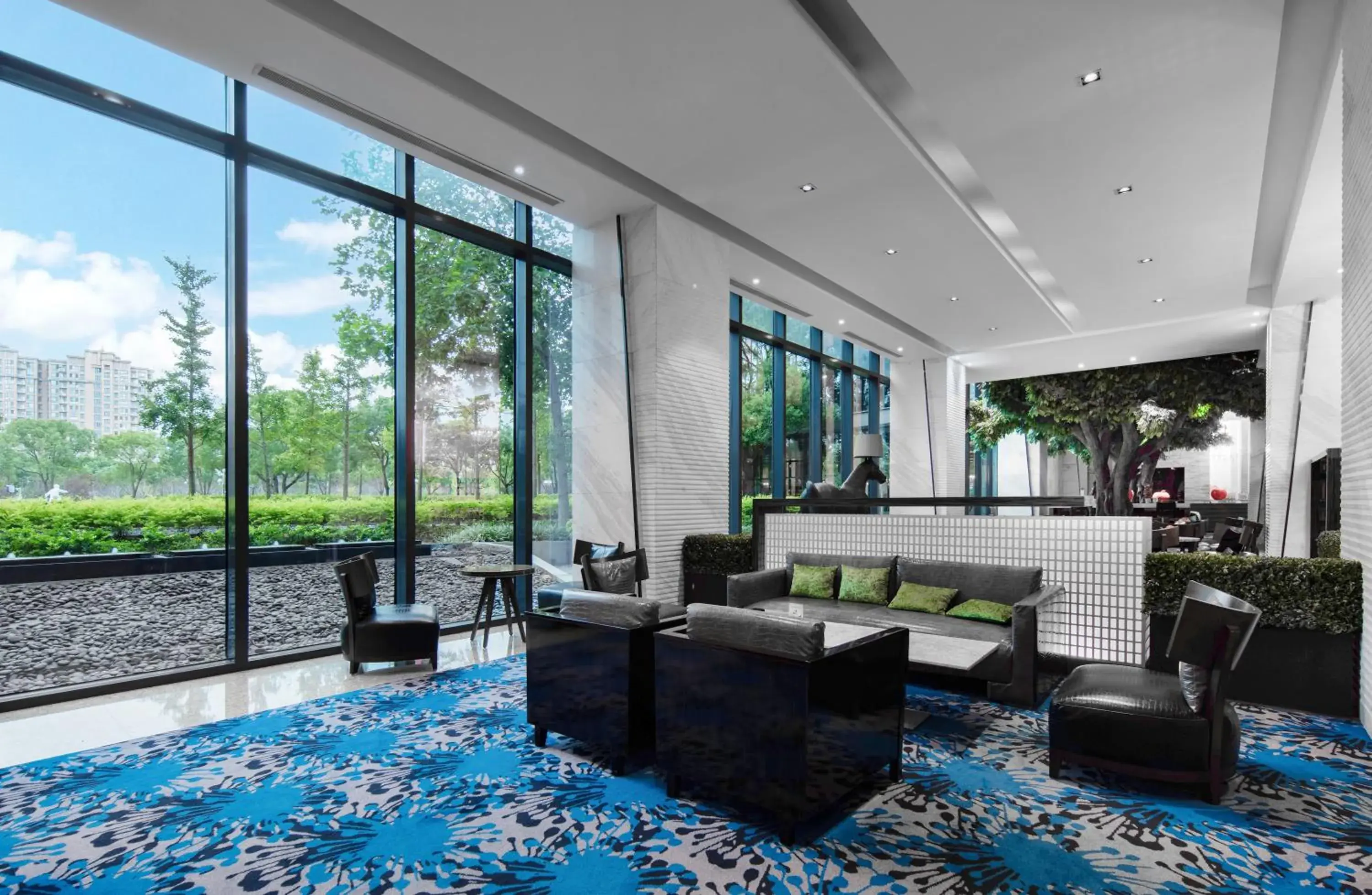 Lobby or reception in Holiday Inn Shanghai Hongqiao West, an IHG Hotel