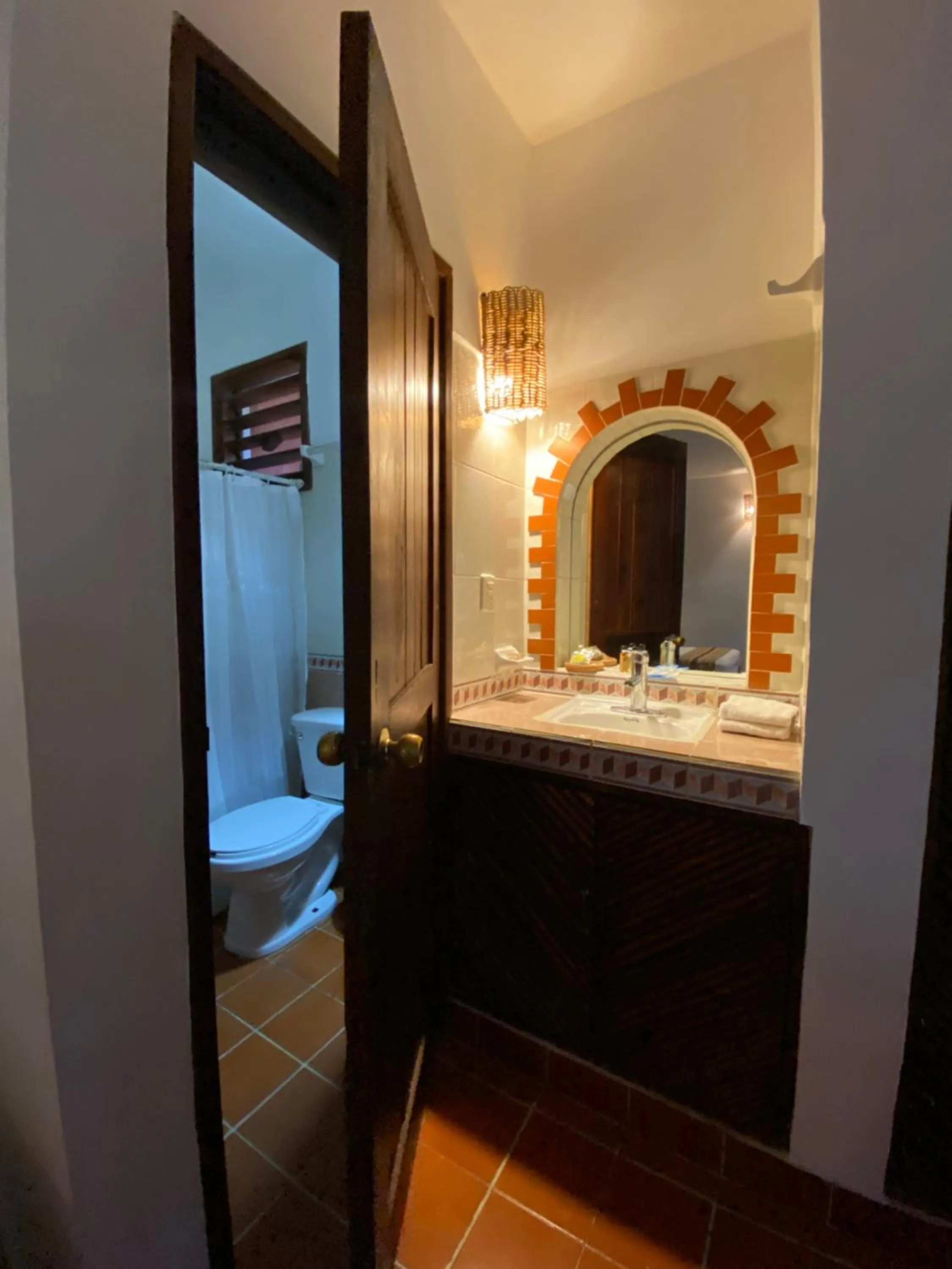 Bathroom in L hotelito