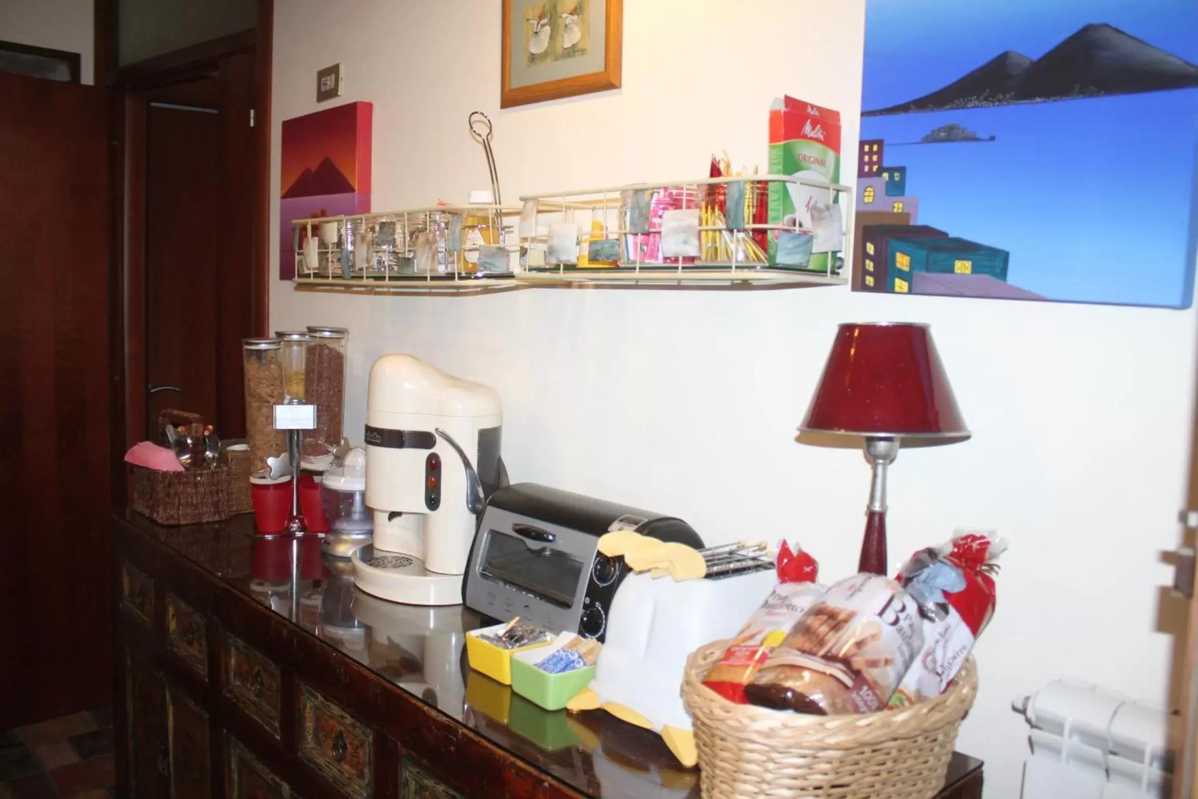 Coffee/tea facilities in B&B Casamiranapoli