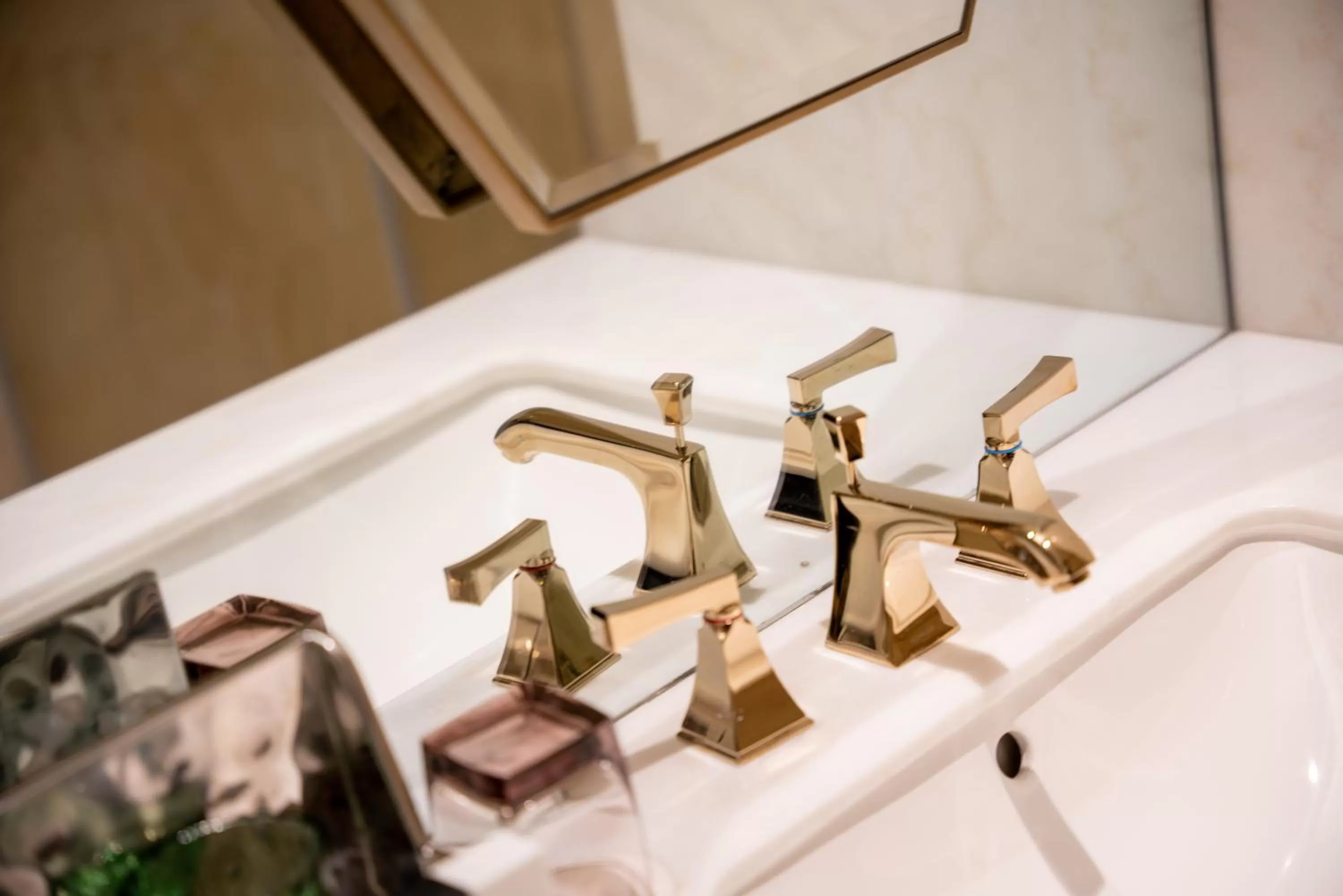 Bathroom in The Eton Hotel Shanghai