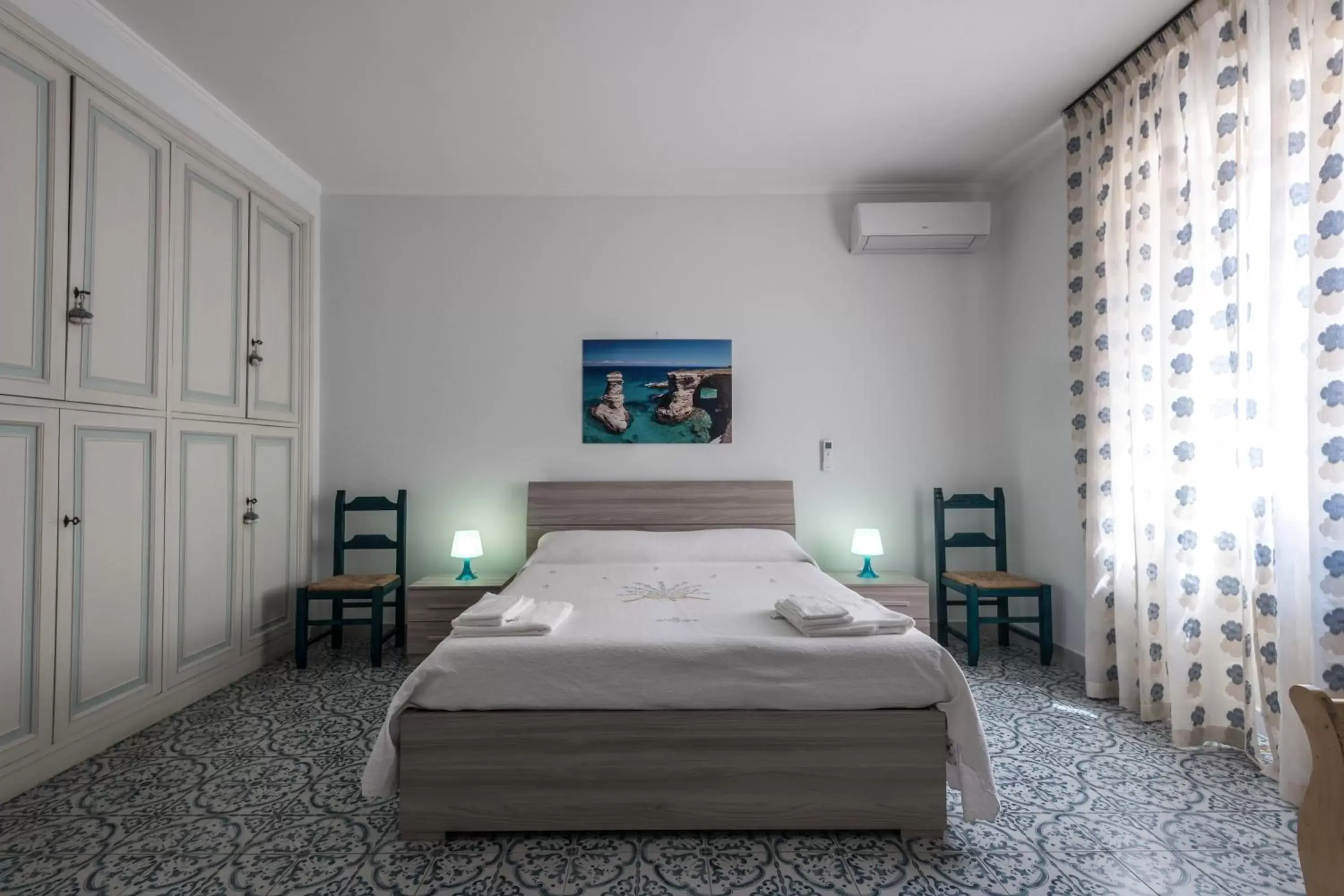 Photo of the whole room, Bed in Suite della villa