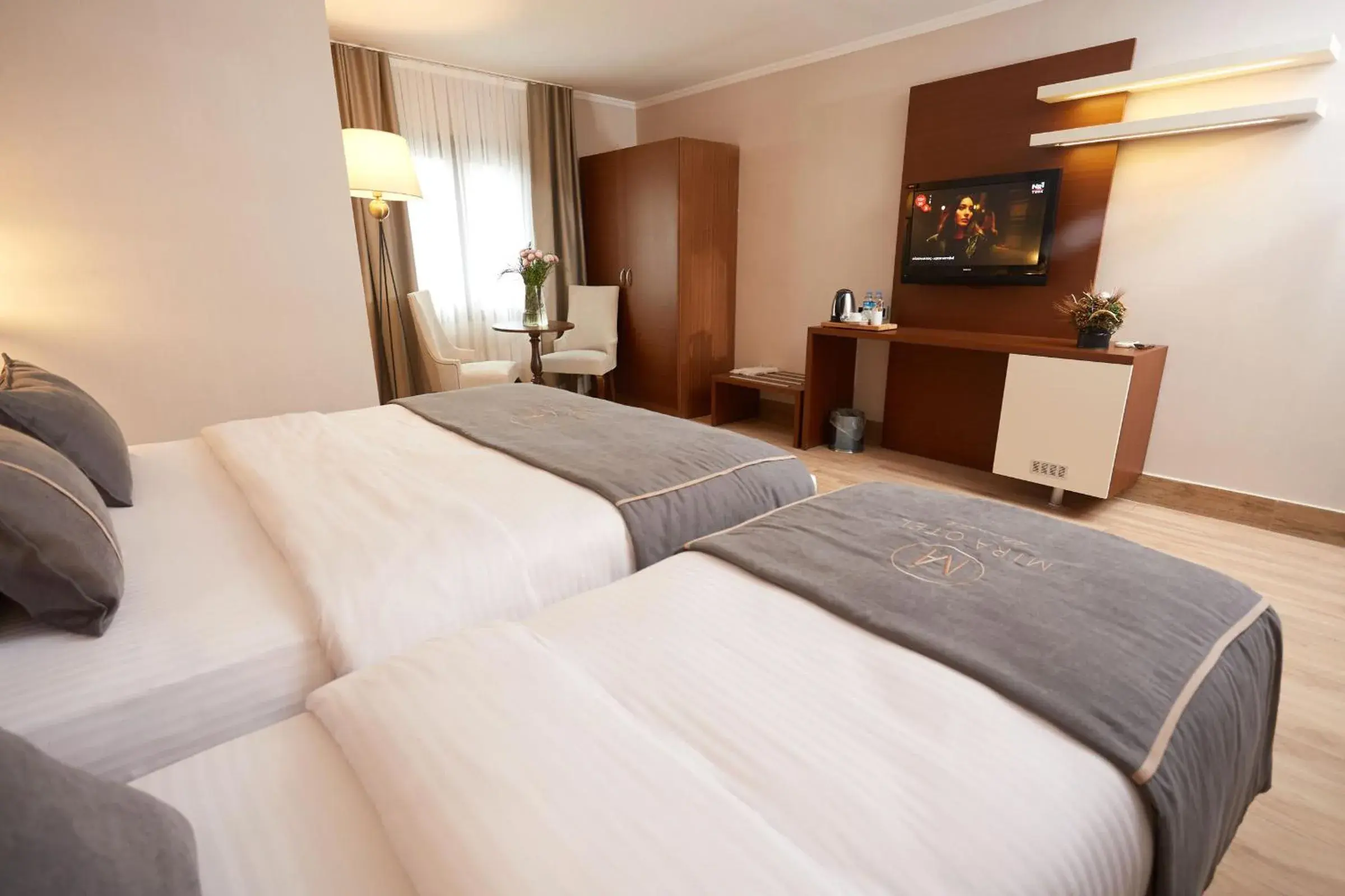 Photo of the whole room, Bed in Mira Hotel Alsancak