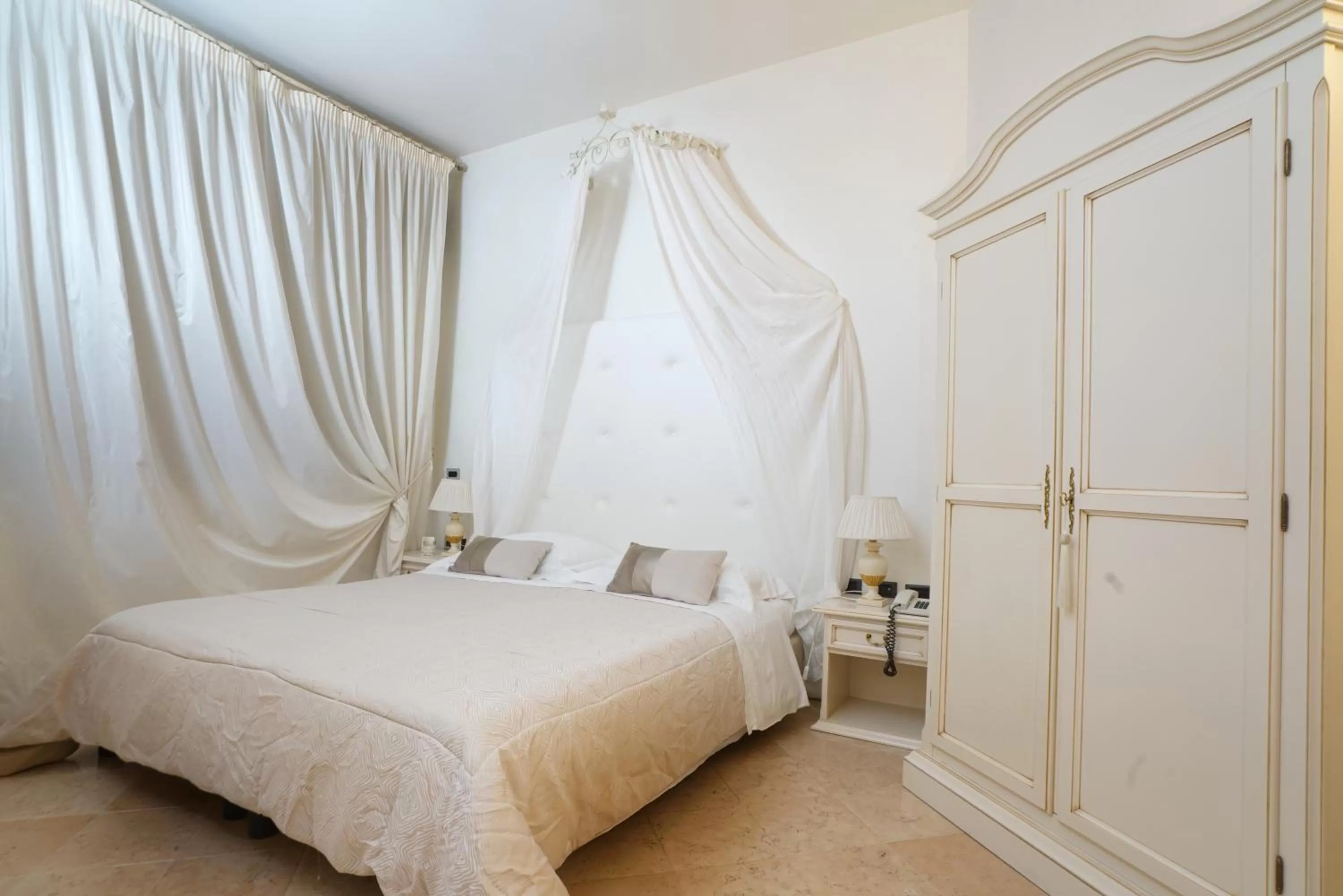 Photo of the whole room, Bed in Hotel Europa