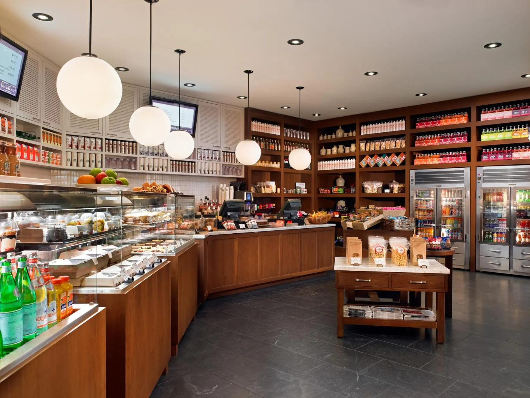 Restaurant/places to eat in Hyatt Regency Minneapolis