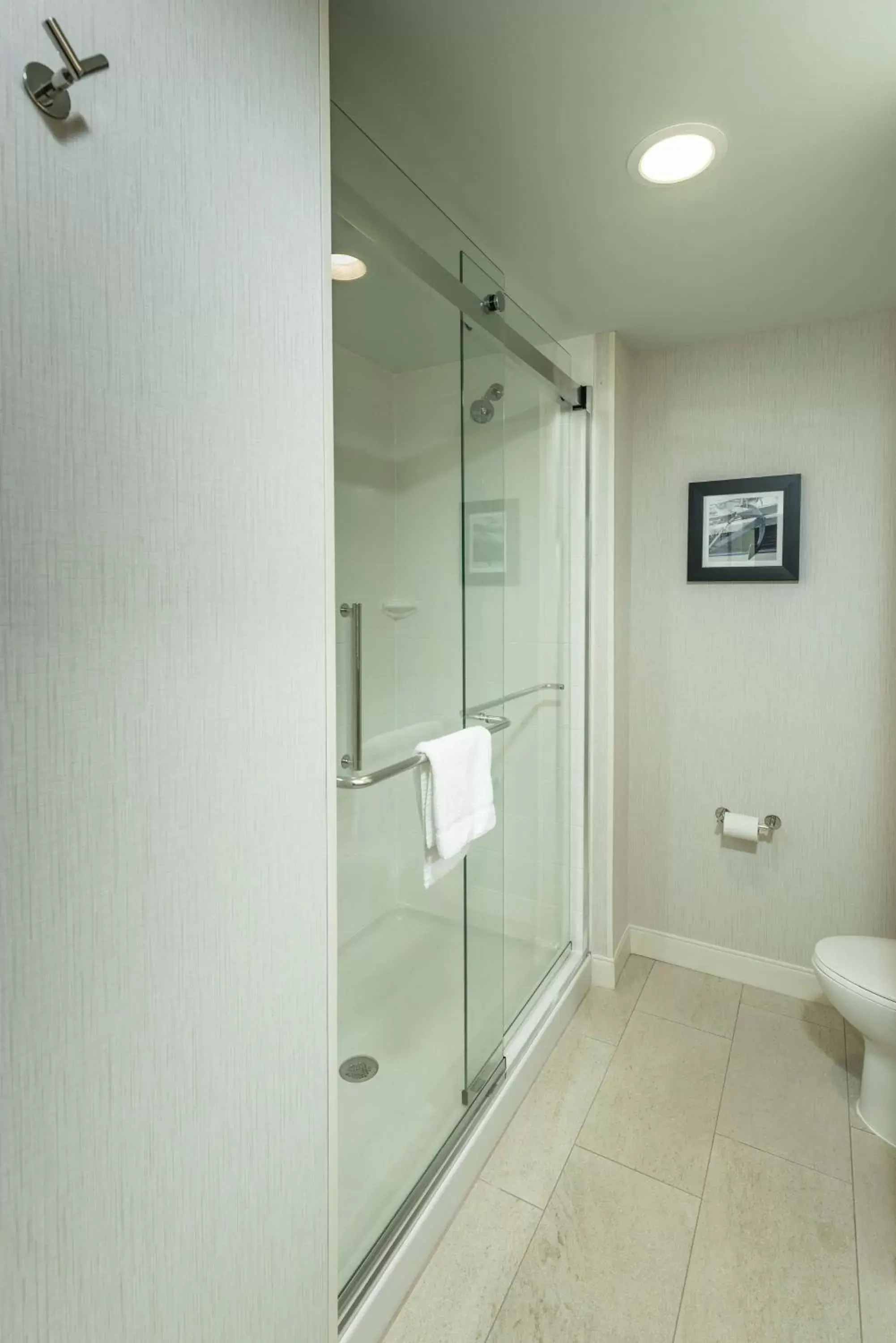 Bathroom in Hampton Inn by Hilton Amesbury, MA Bathroom in Hampton Inn by Hilton Amesbury, MA