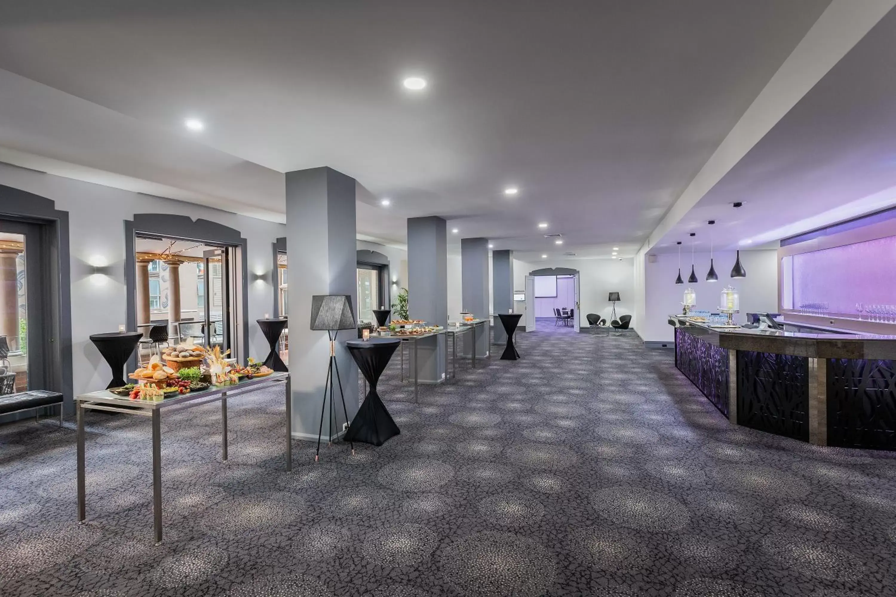 Food and drinks, Restaurant/Places to Eat in Novotel Sydney Central