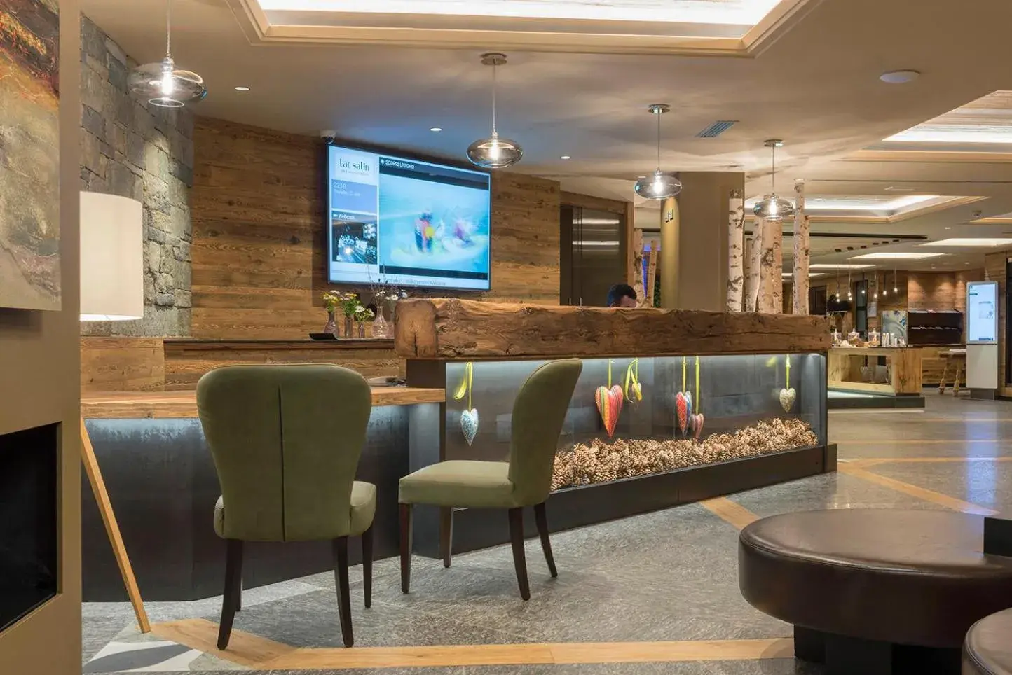 Lobby or reception, Lounge/Bar in Hotel Lac Salin Spa & Mountain Resort