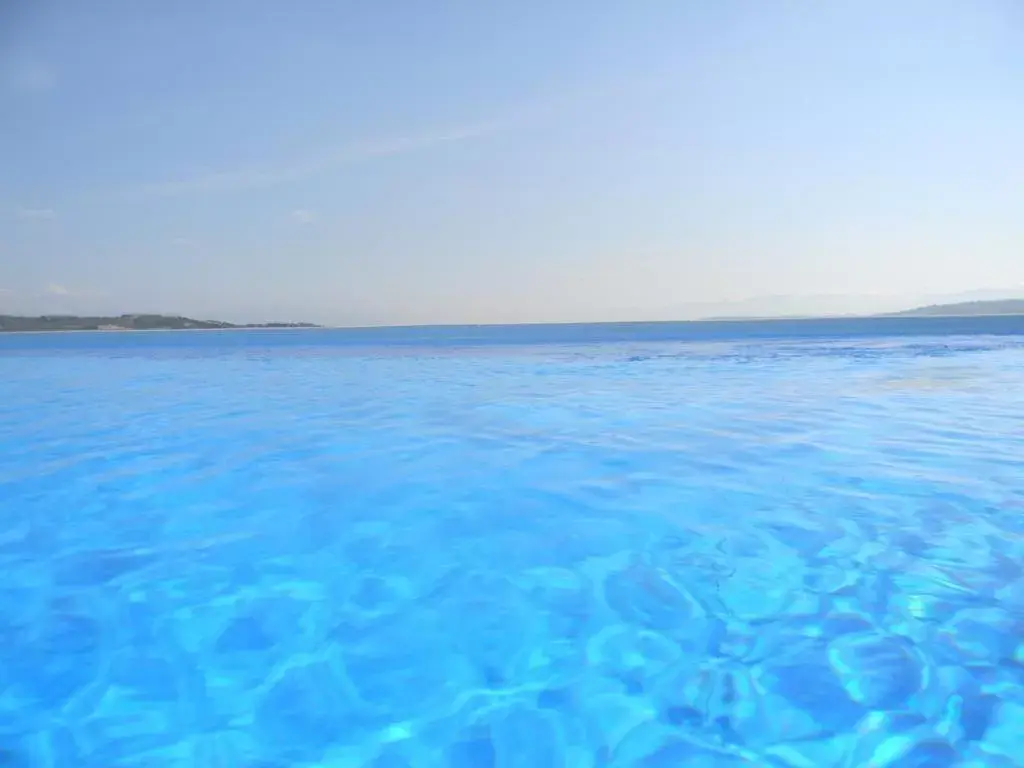 Swimming Pool in B&B La Petrosa