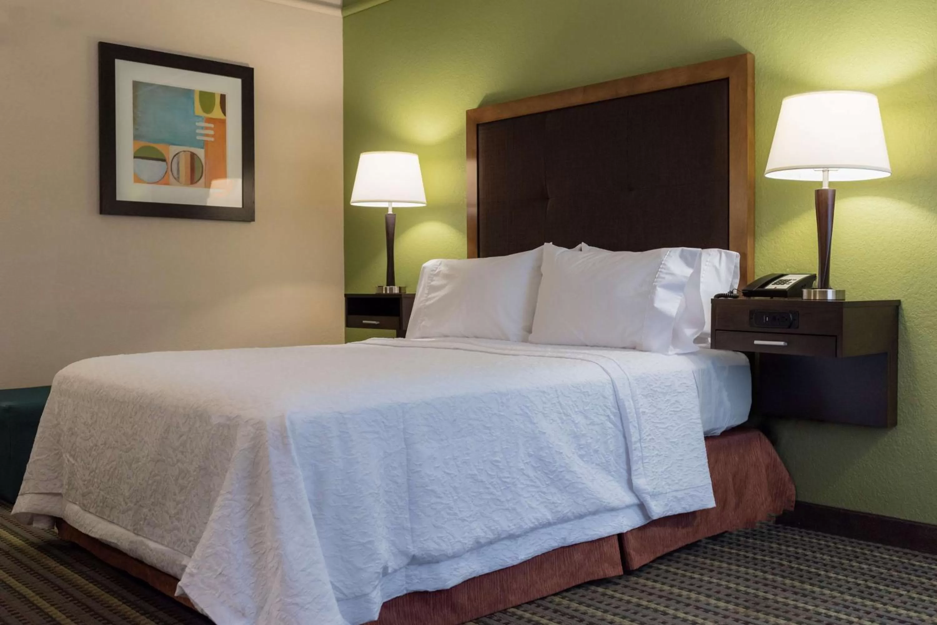 Bed in Hampton Inn Brooksville Dade City