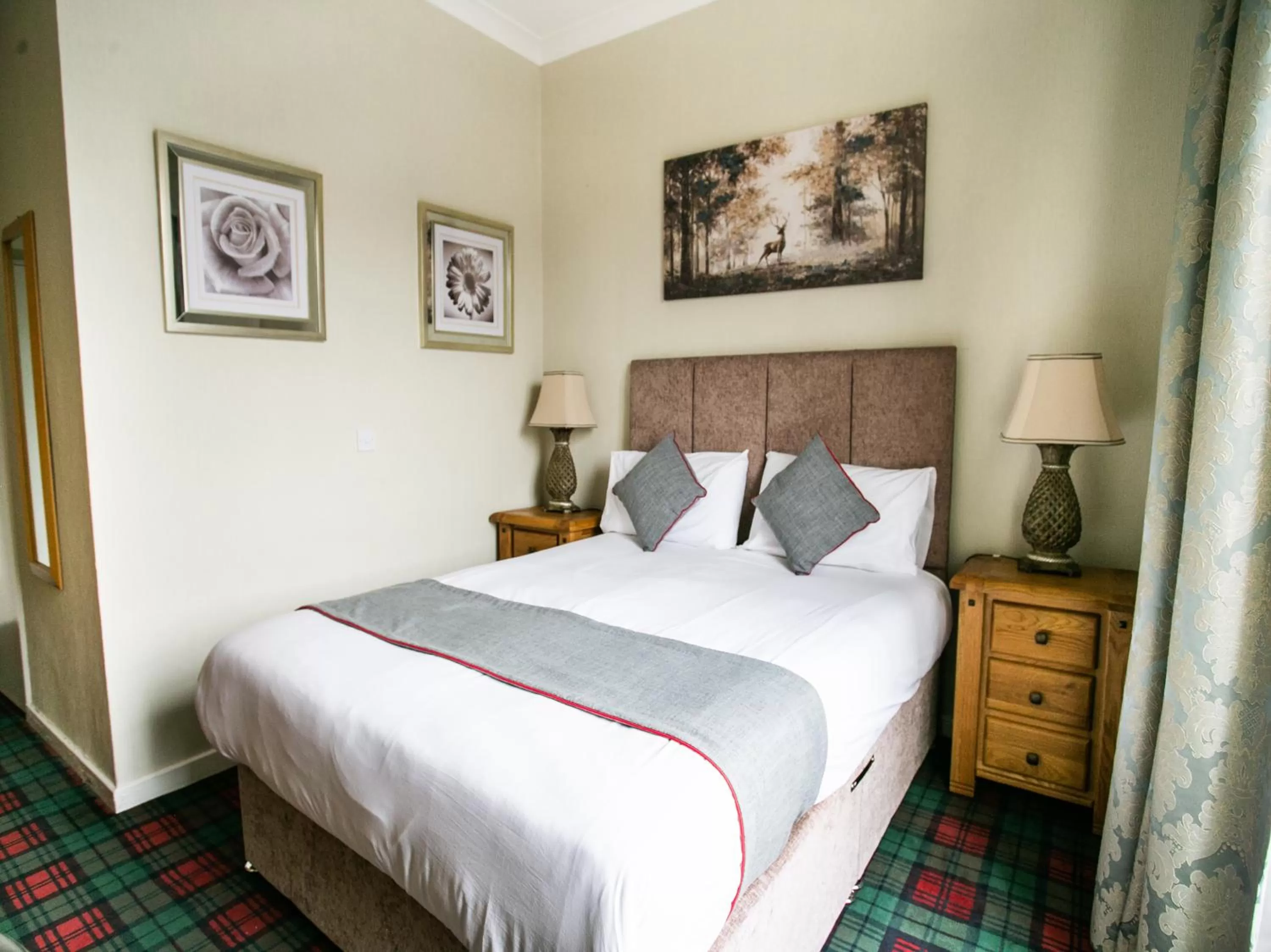 Bed in The National Hotel