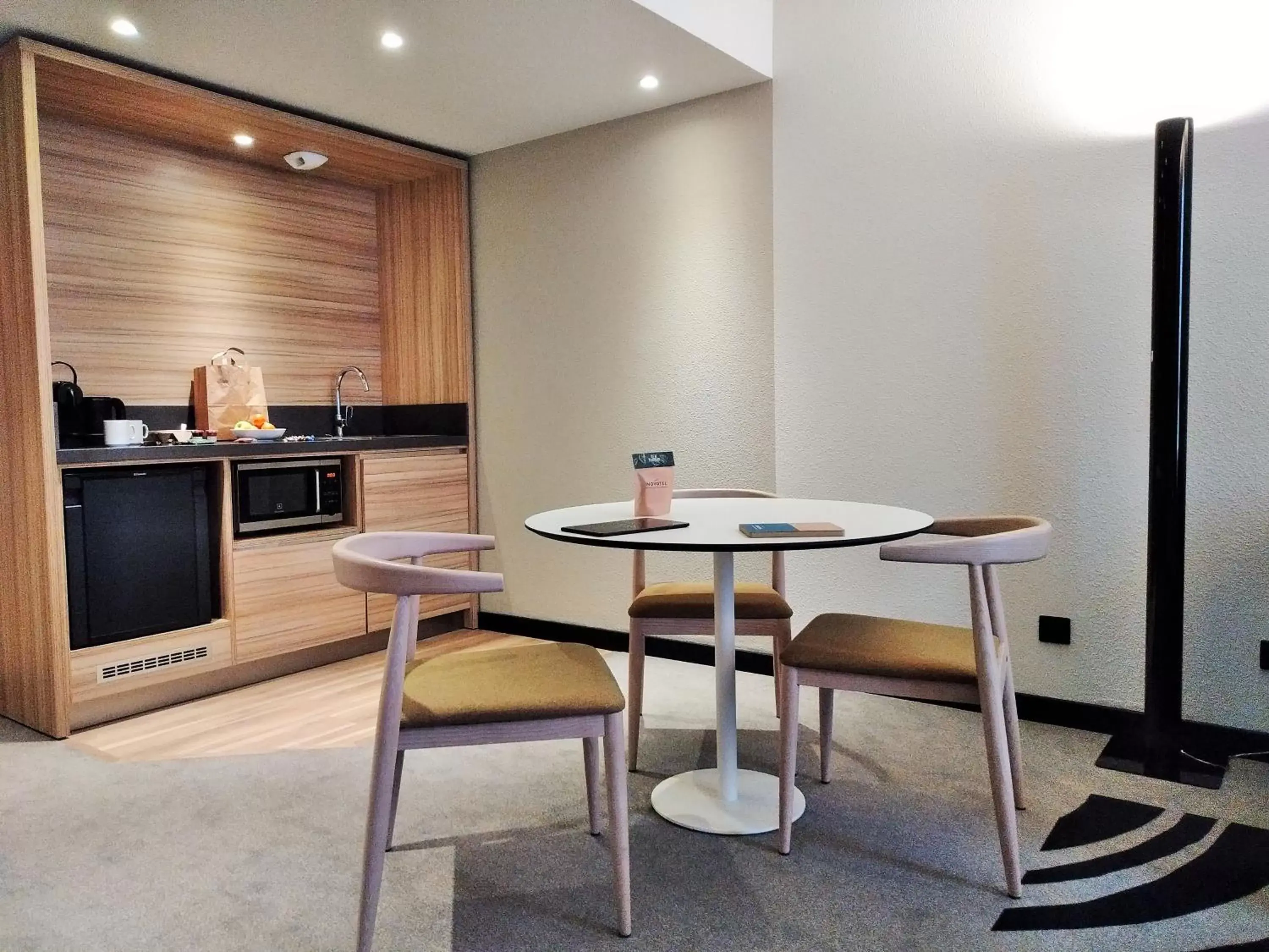 TV and multimedia, Dining Area in Novotel Suites Montpellier Antigone
