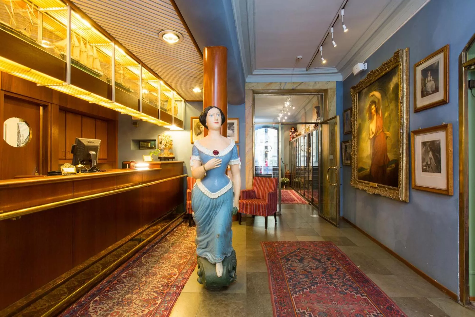 Lobby or reception in Lady Hamilton Apartments