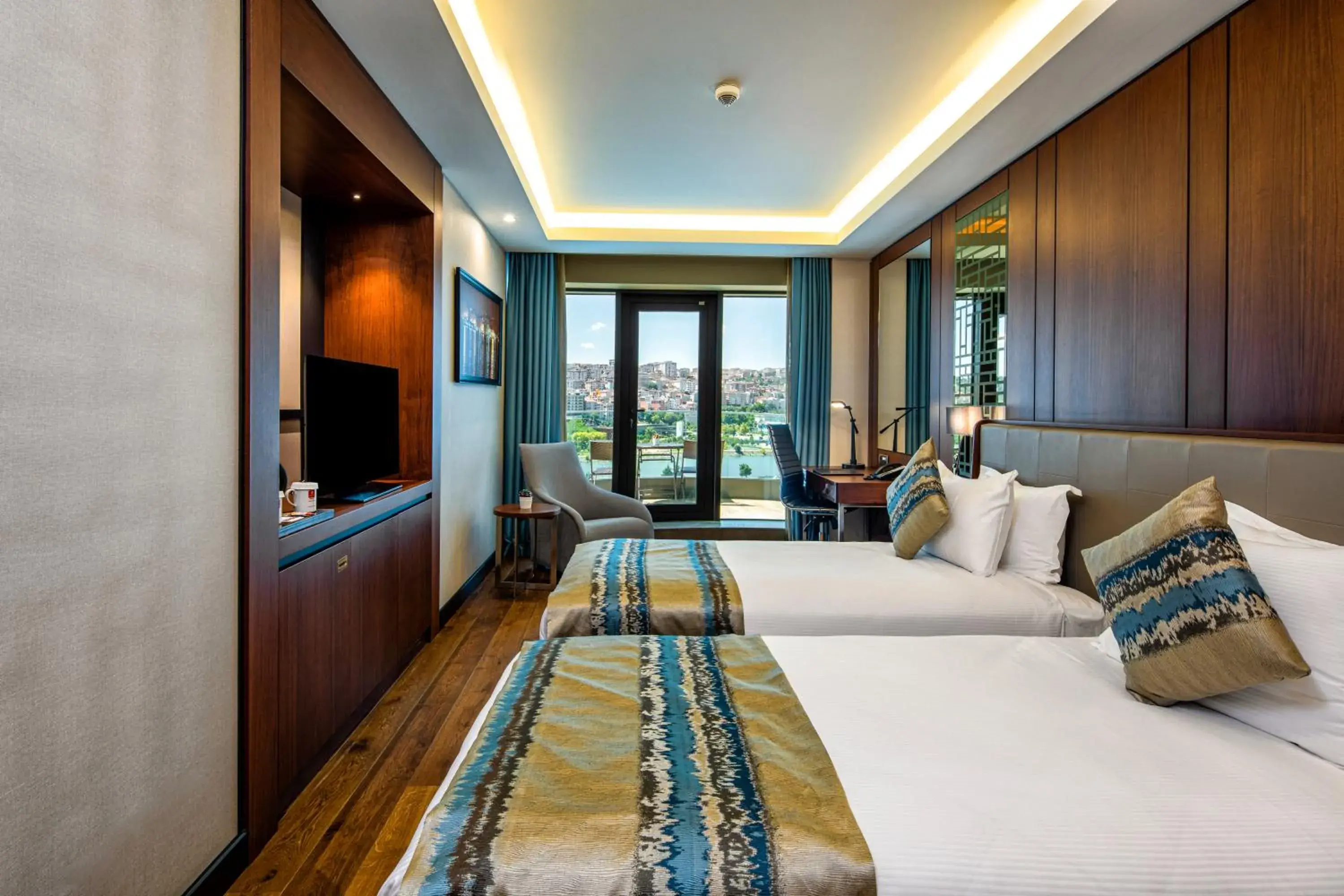 Bed in Clarion Hotel Golden Horn