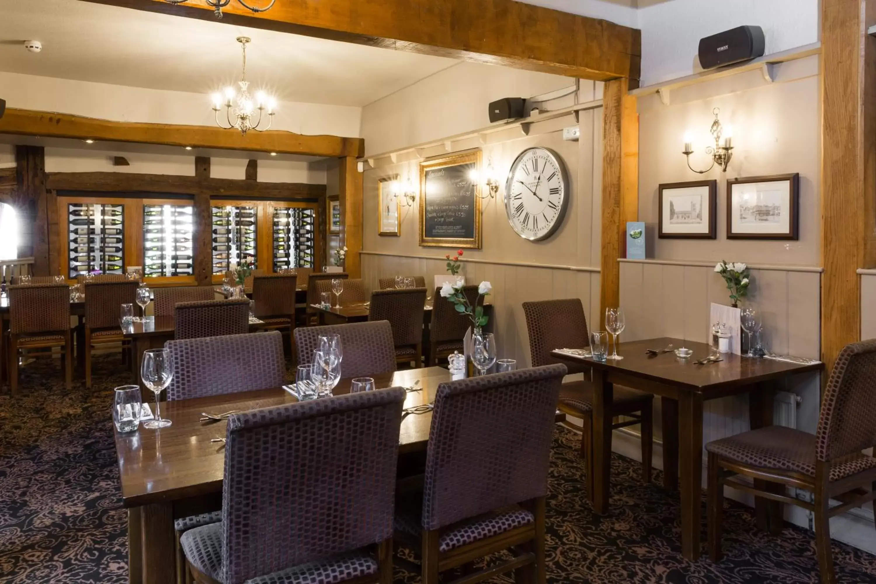 Restaurant/places to eat in The Dog & Bear Hotel Restaurant/places to eat in The Dog & Bear Hotel