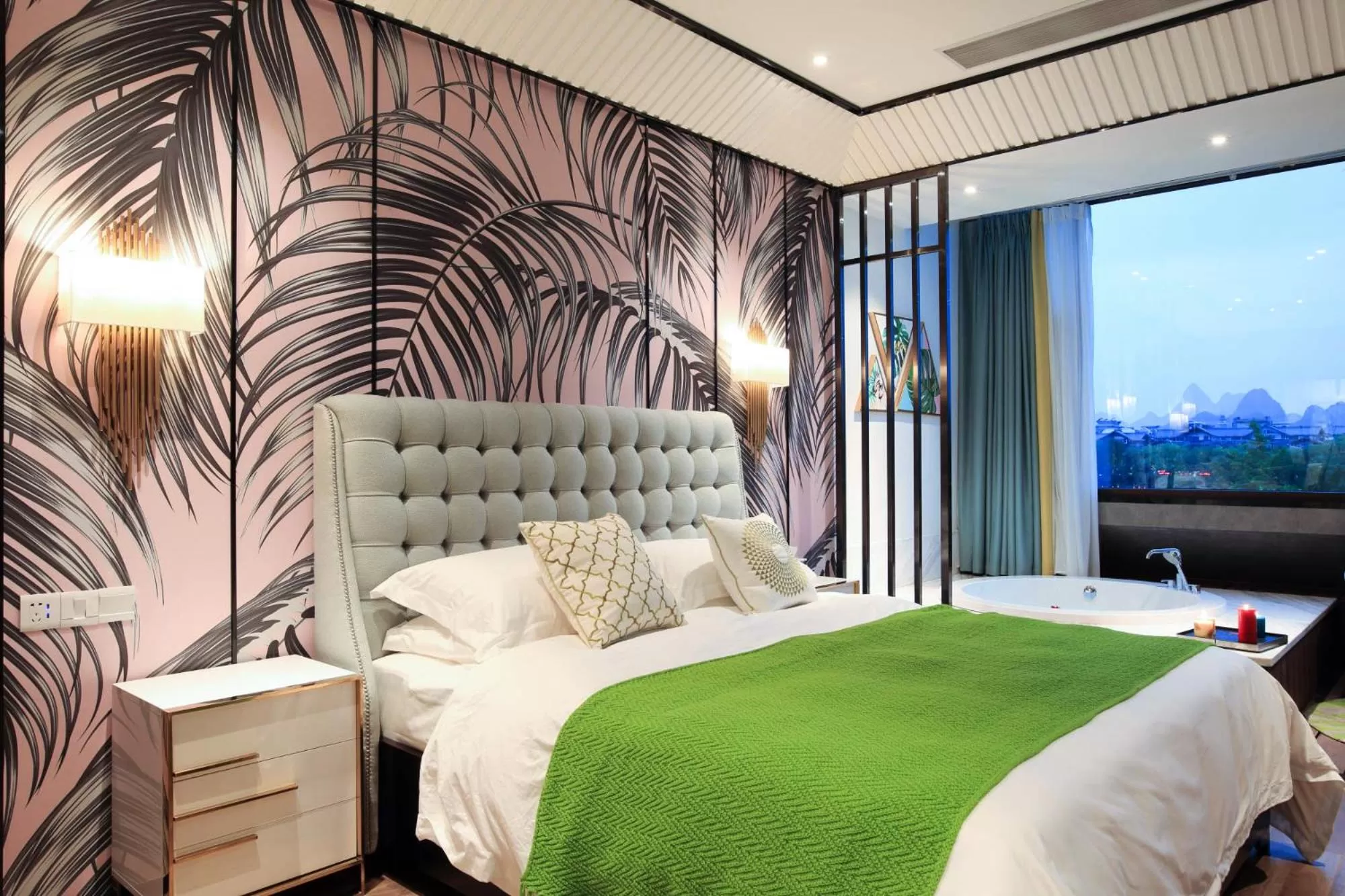 Photo of the whole room, Bed in Li River Resort Villa Hotel