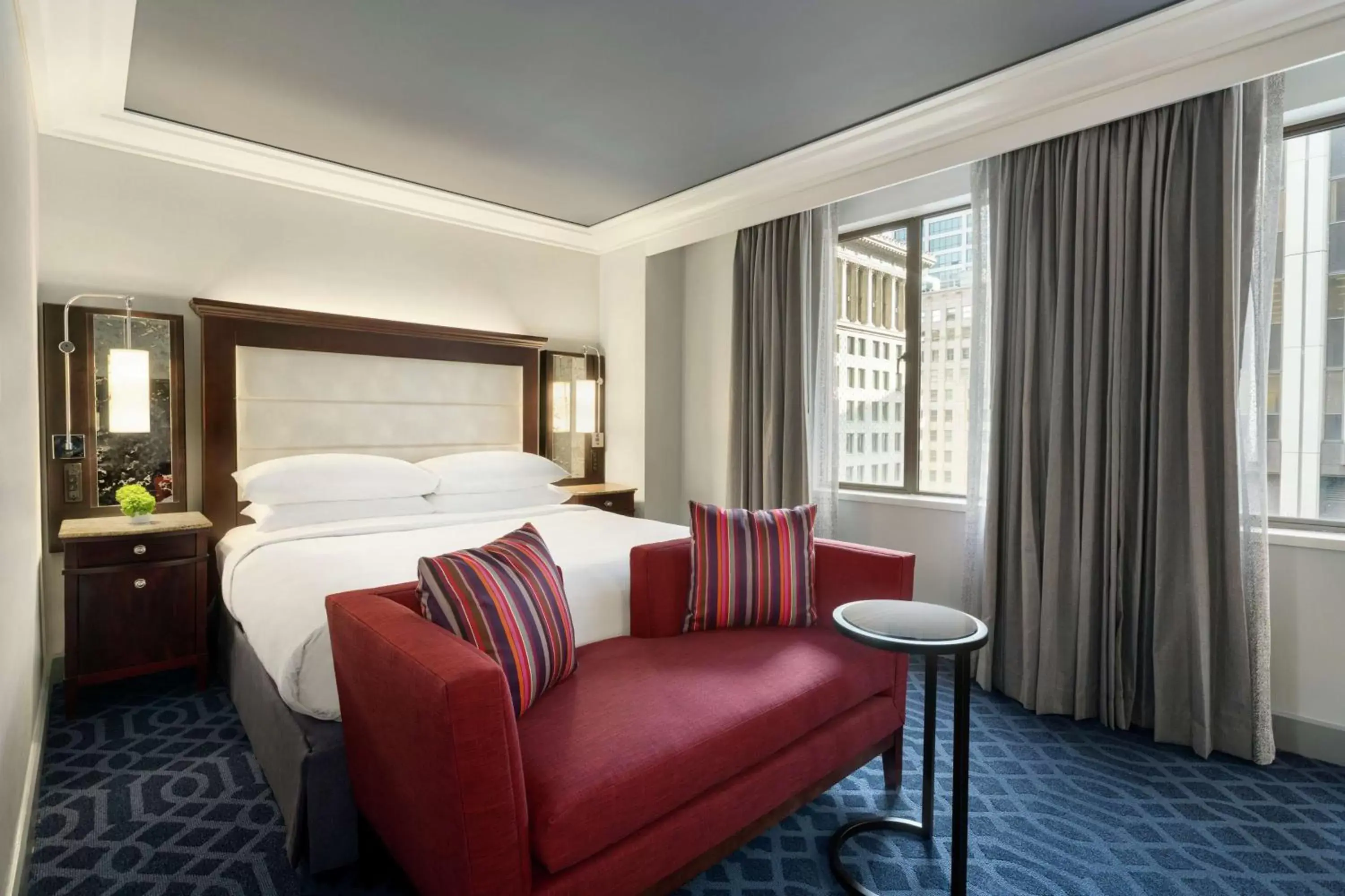 King Room - Hearing Accessible in Hilton Checkers Los Angeles