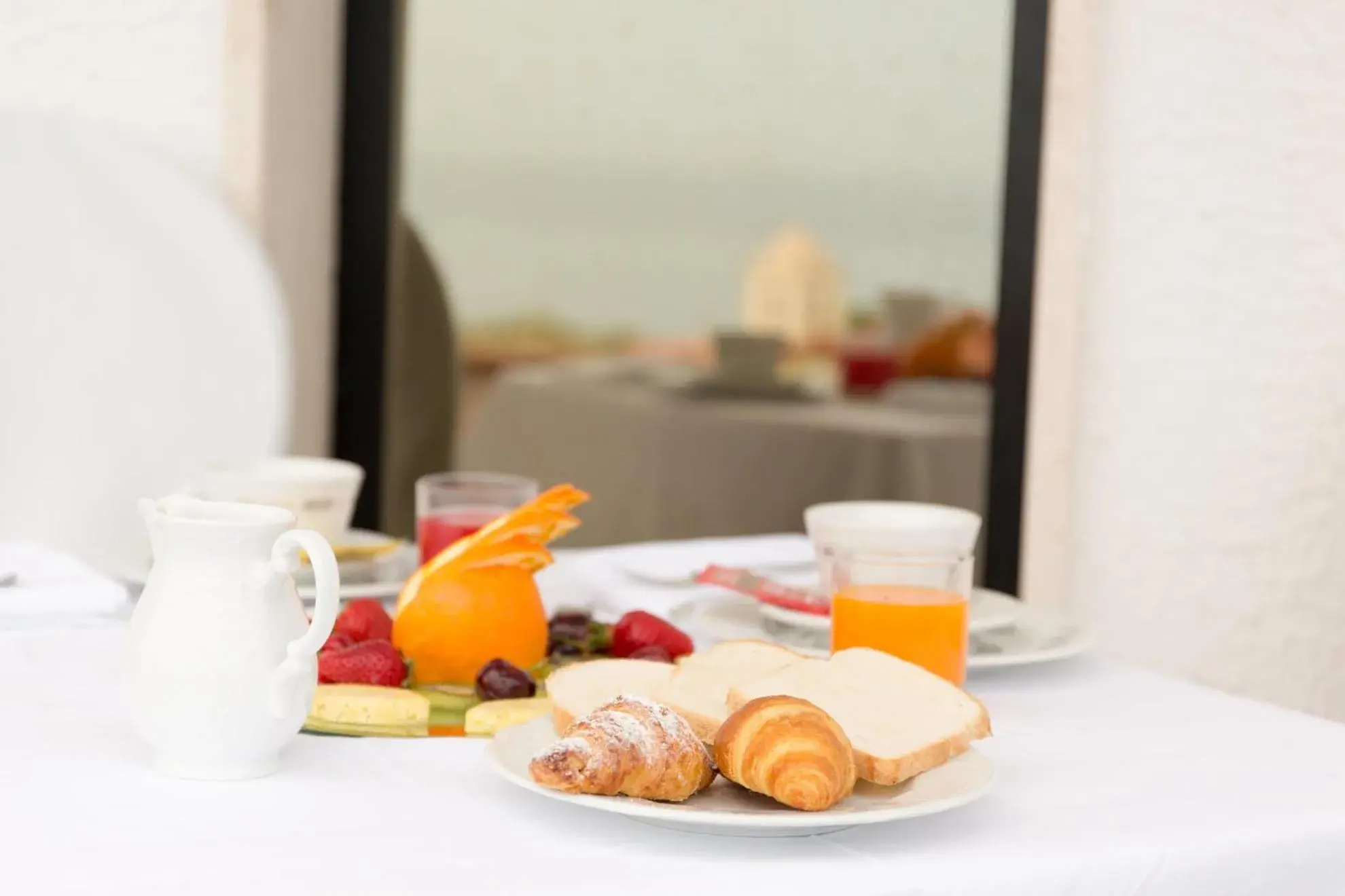 Buffet breakfast in Hotel Arcobaleno Buffet breakfast in Hotel Arcobaleno