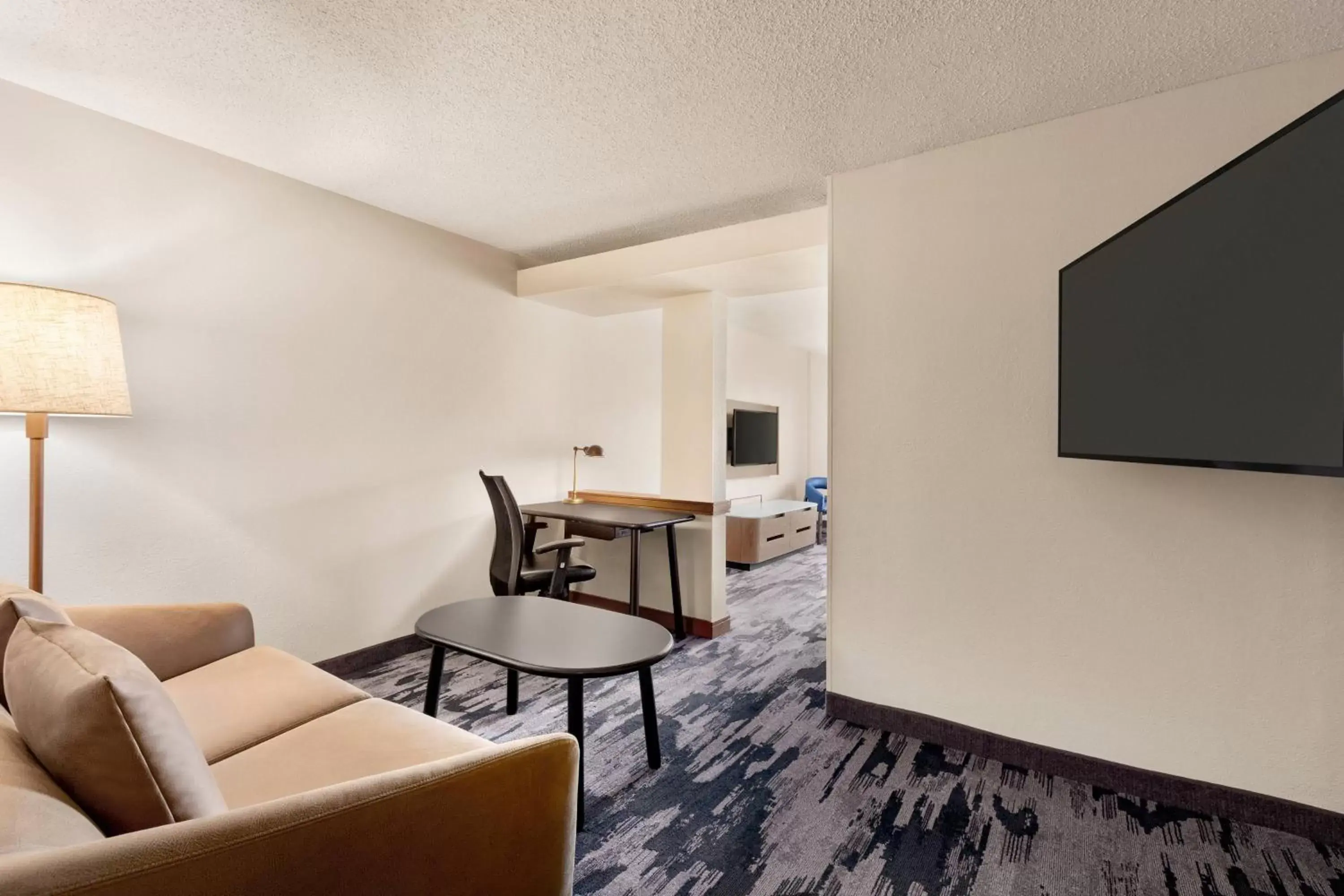 Living room, Seating Area in Fairfield Inn & Suites by Marriott Reno Sparks