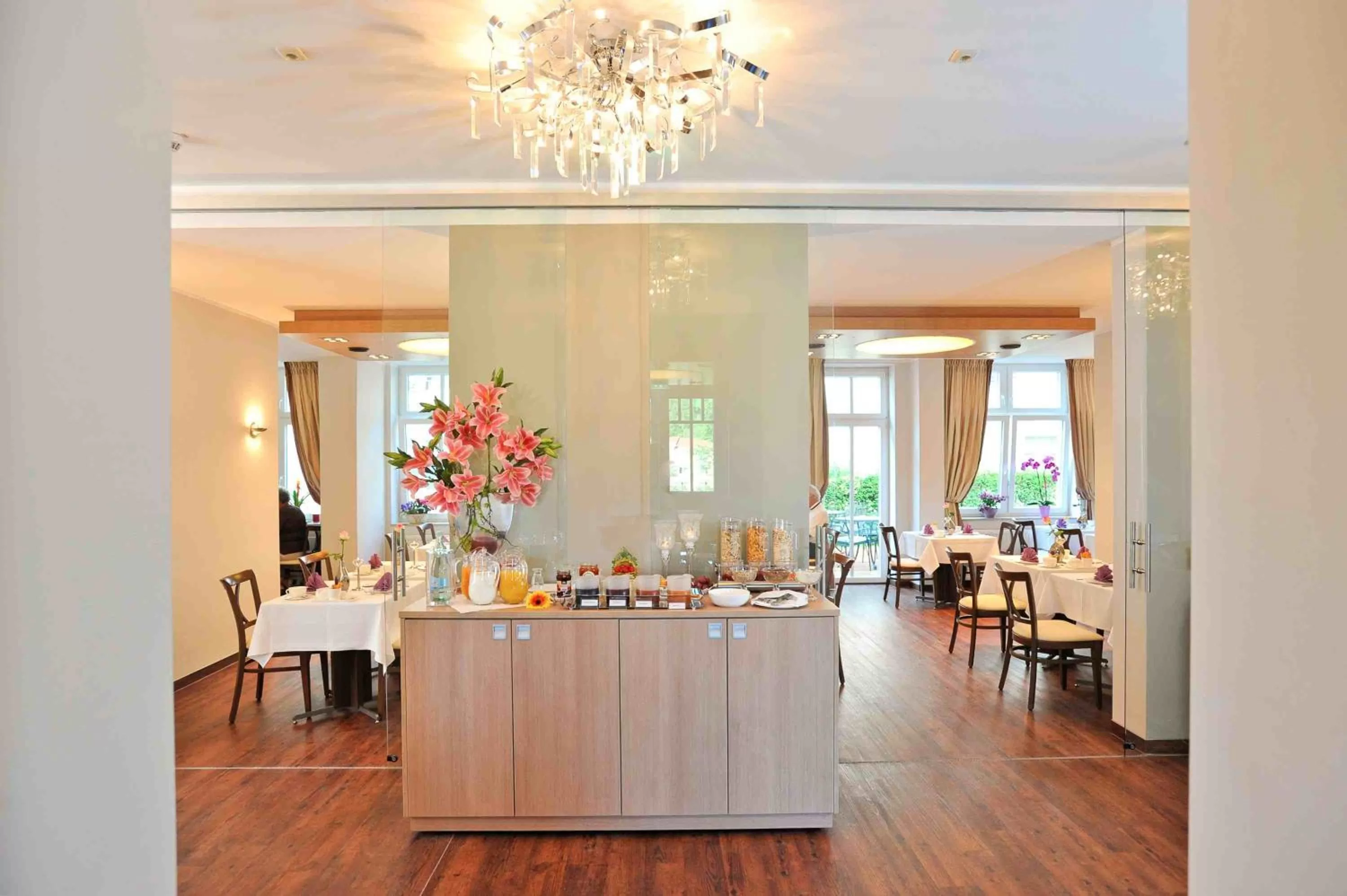 Restaurant/Places to Eat in Seeschloss Sellin