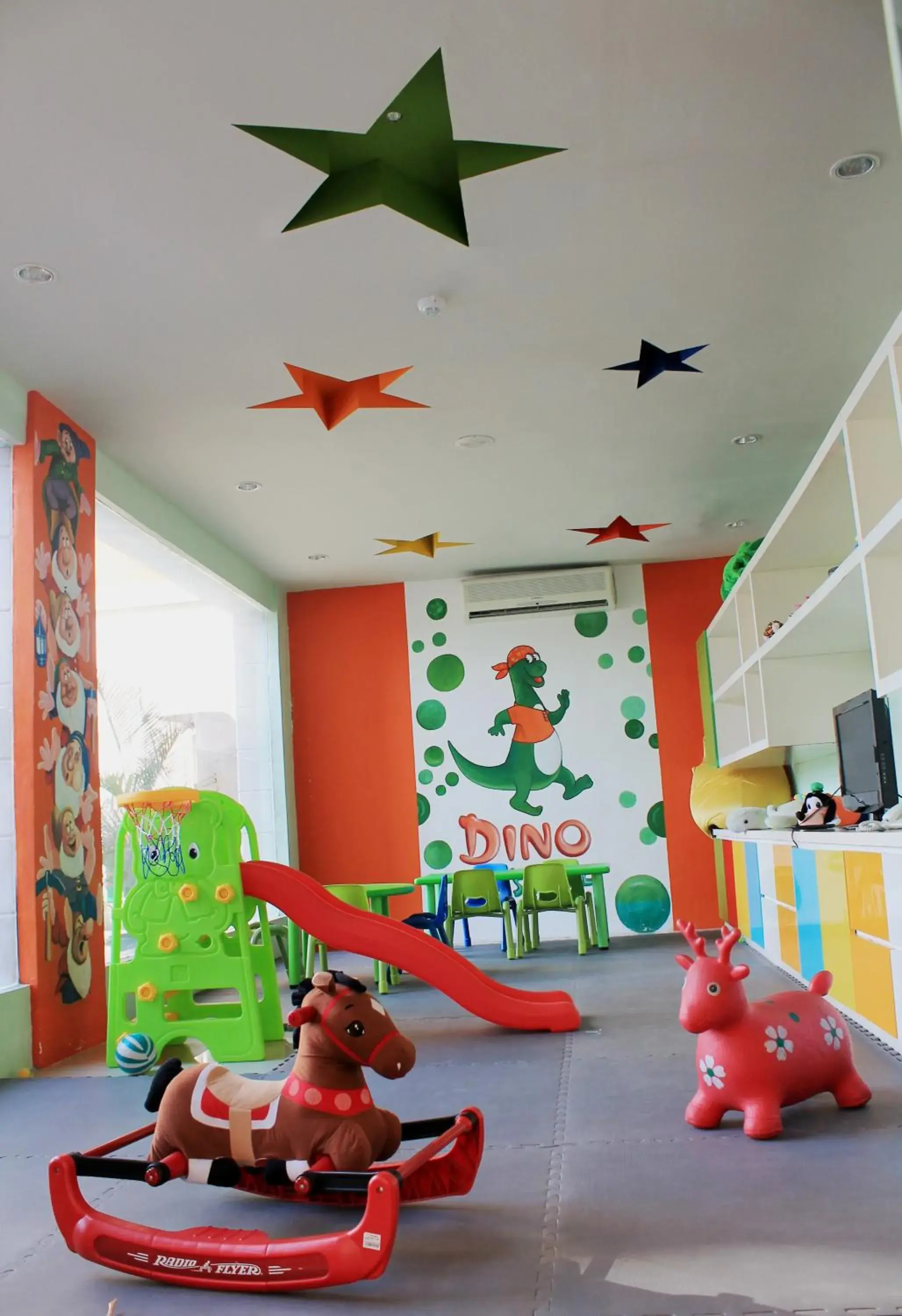 Kids's club, Kid's Club in HOTEL and RESIDENCES Riverview Kuta - Bali (Associated HARRIS)