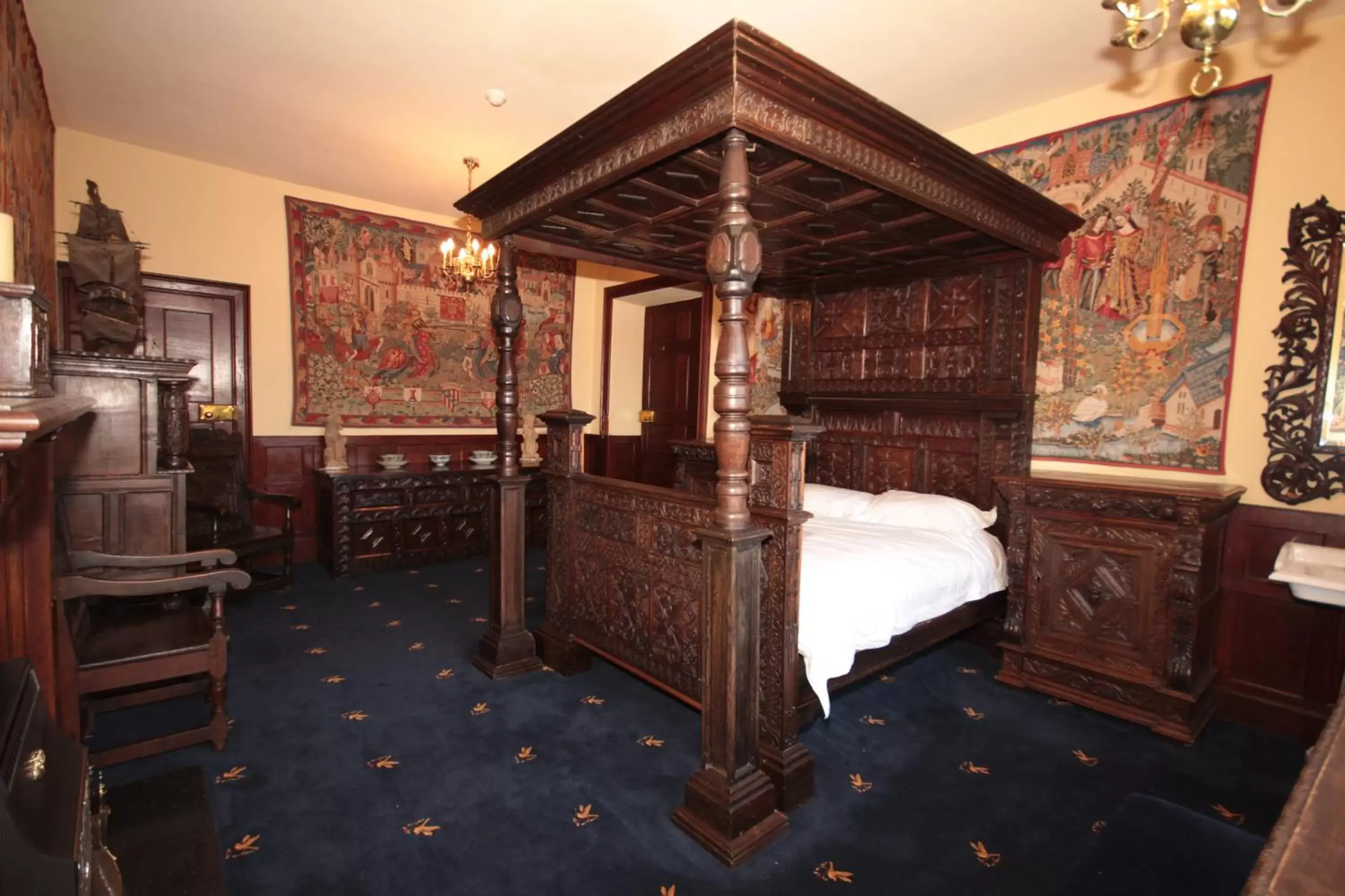 Bedroom in Appleby Castle