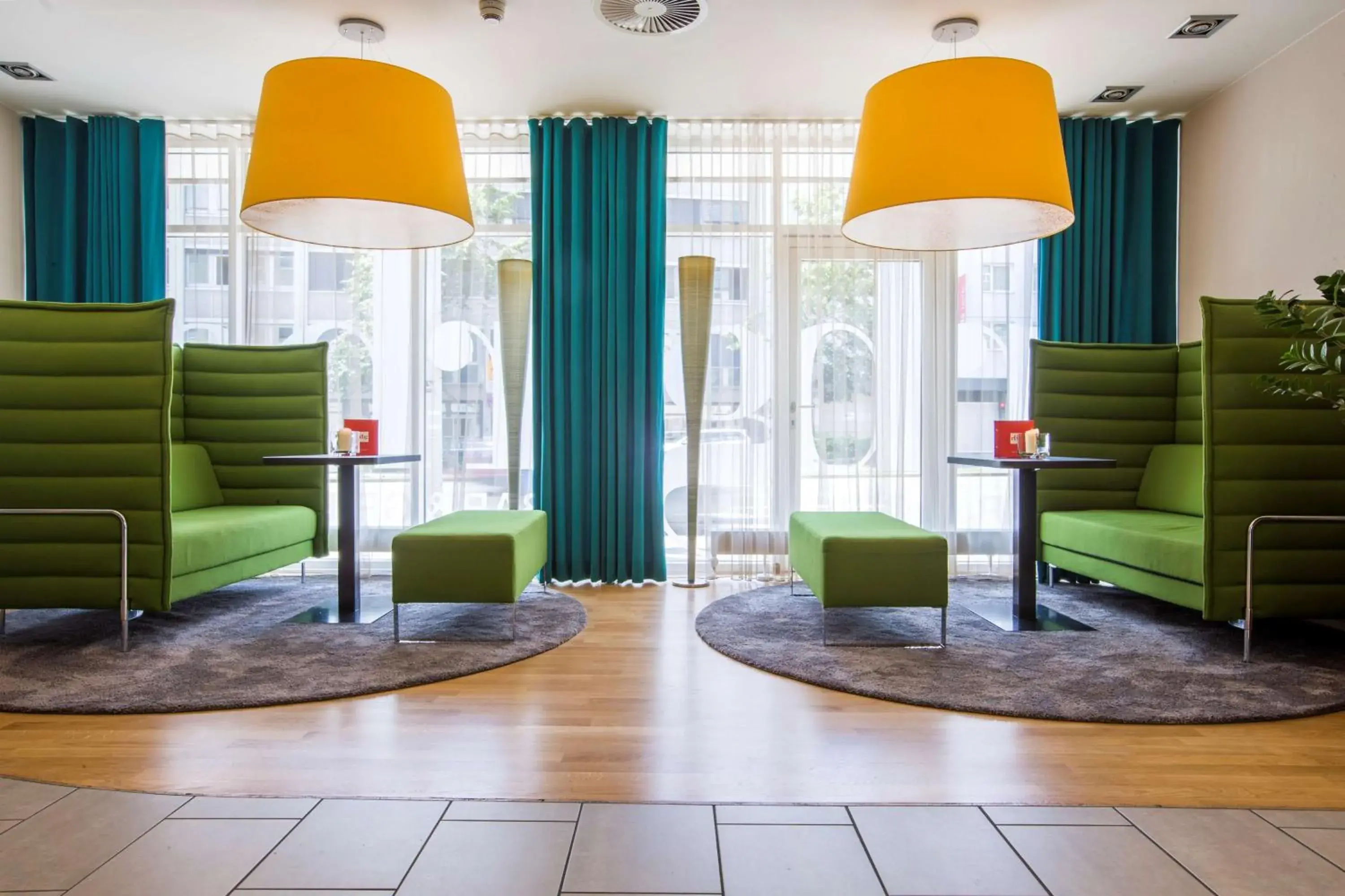 Lobby or reception, Seating Area in Park Inn by Radisson Nurnberg