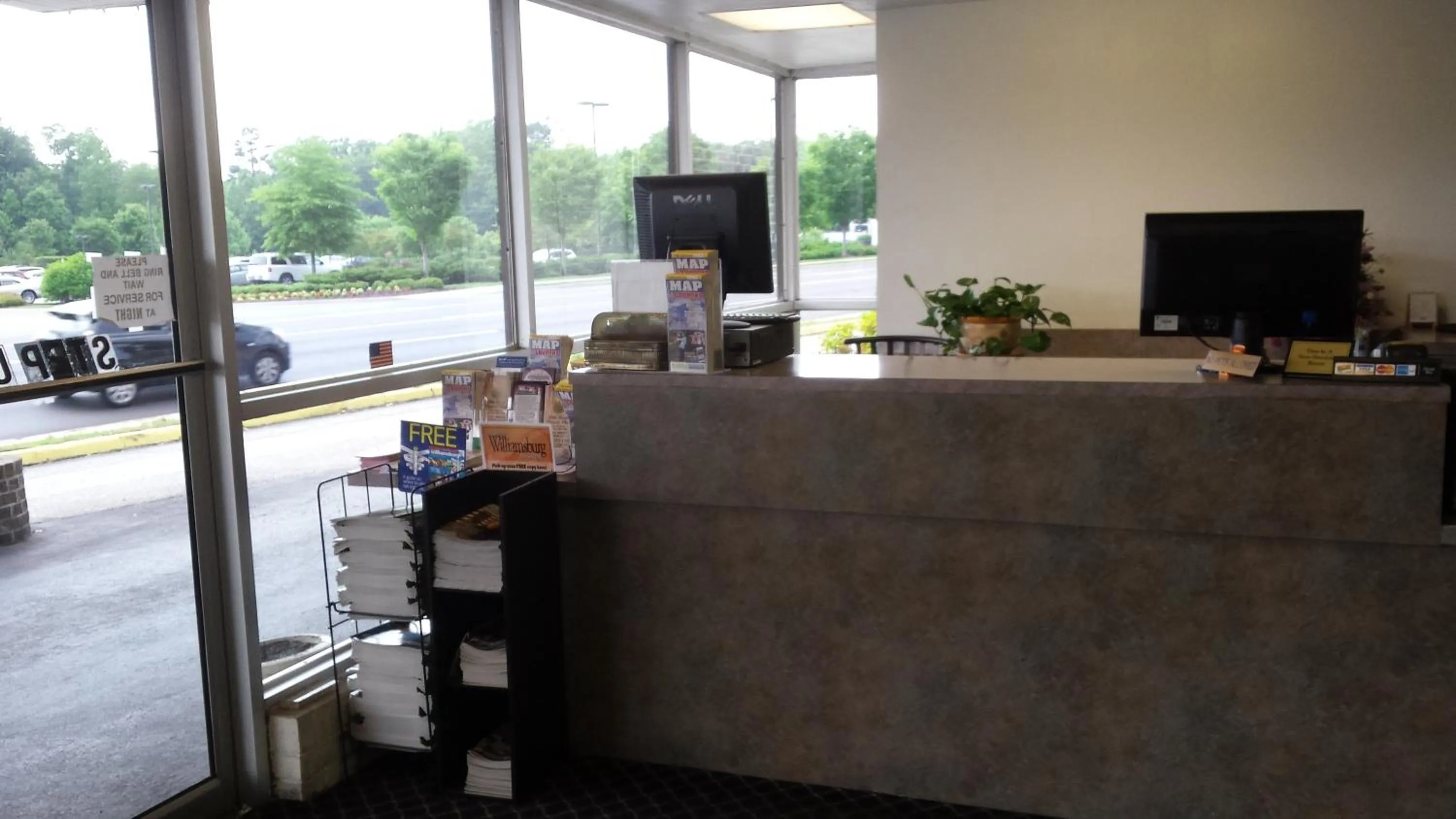 Lobby or reception in Captain John Smith Inn Williamsburg