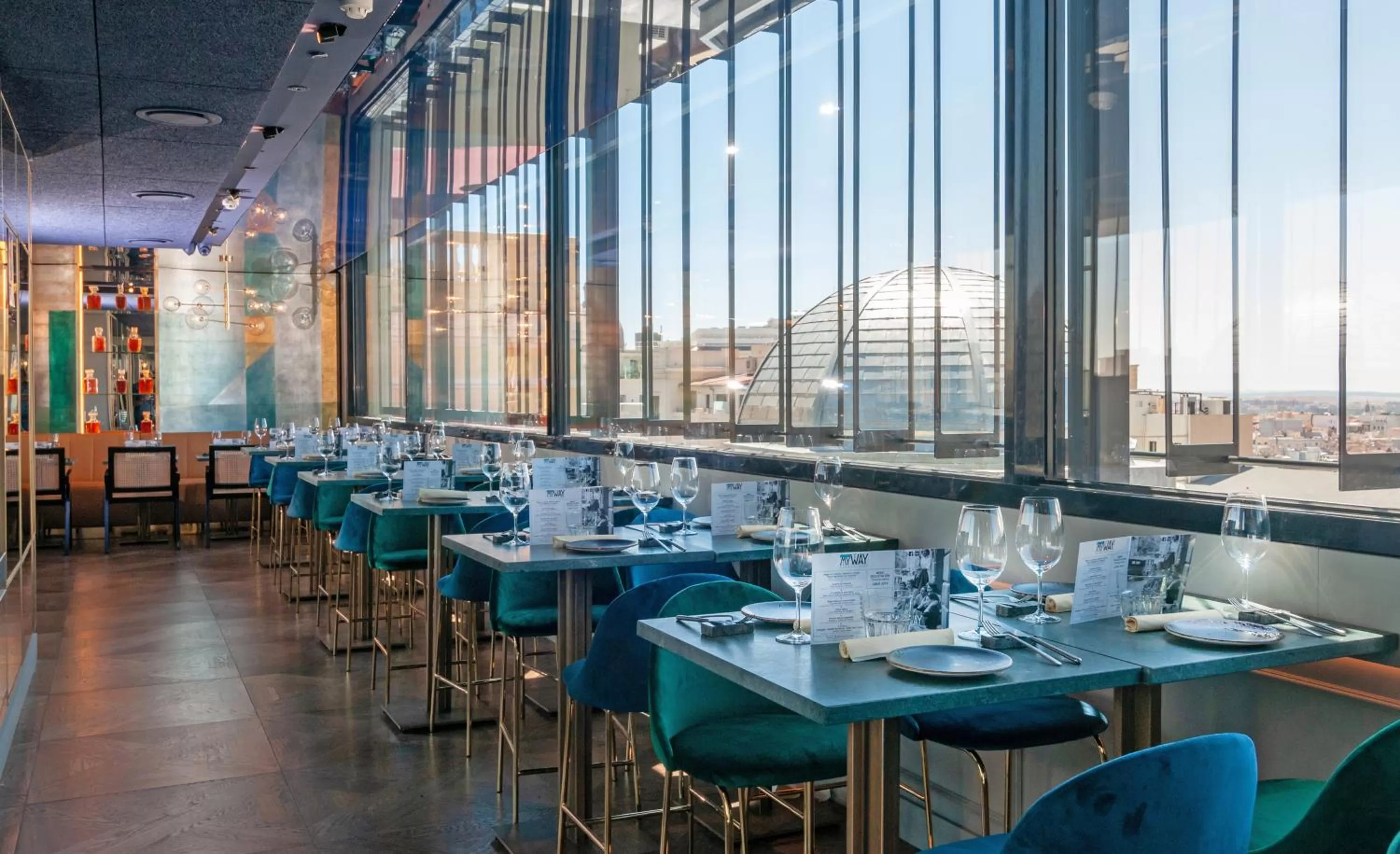 Restaurant/places to eat in Smartrental Collection Gran Vía Centric