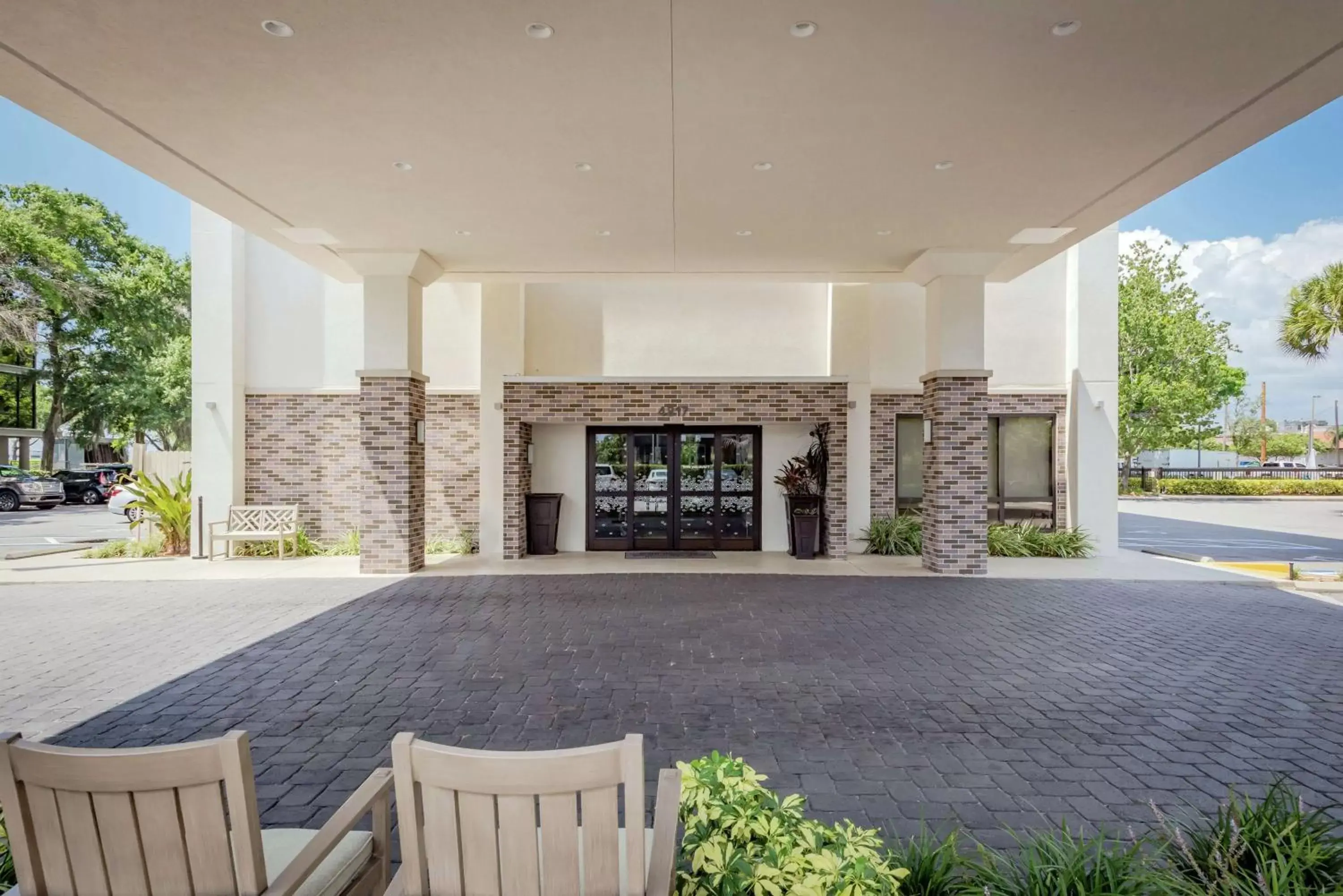 Property building in Hampton Inn Tampa International Airport/Westshore