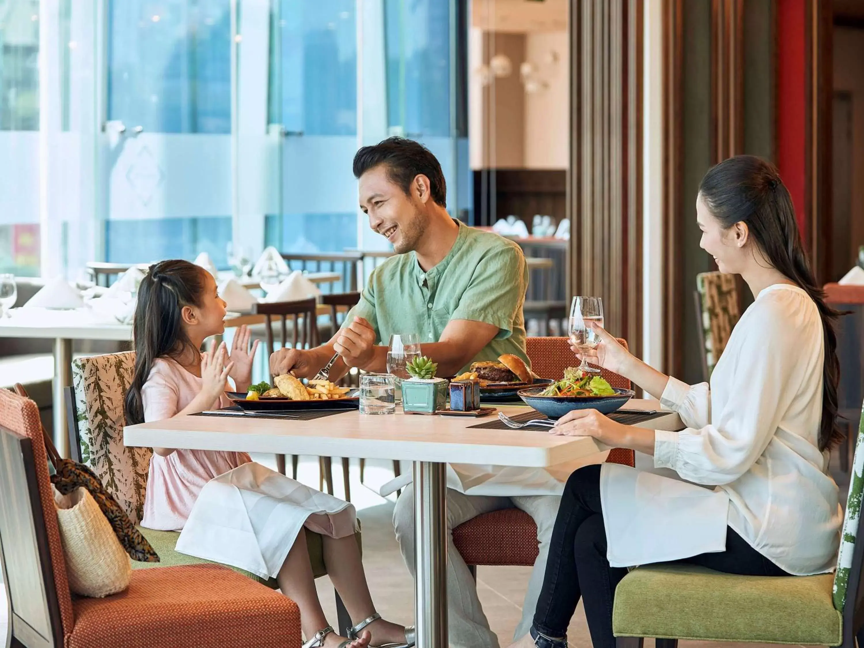 Restaurant/places to eat in Novotel Hanoi Thai Ha