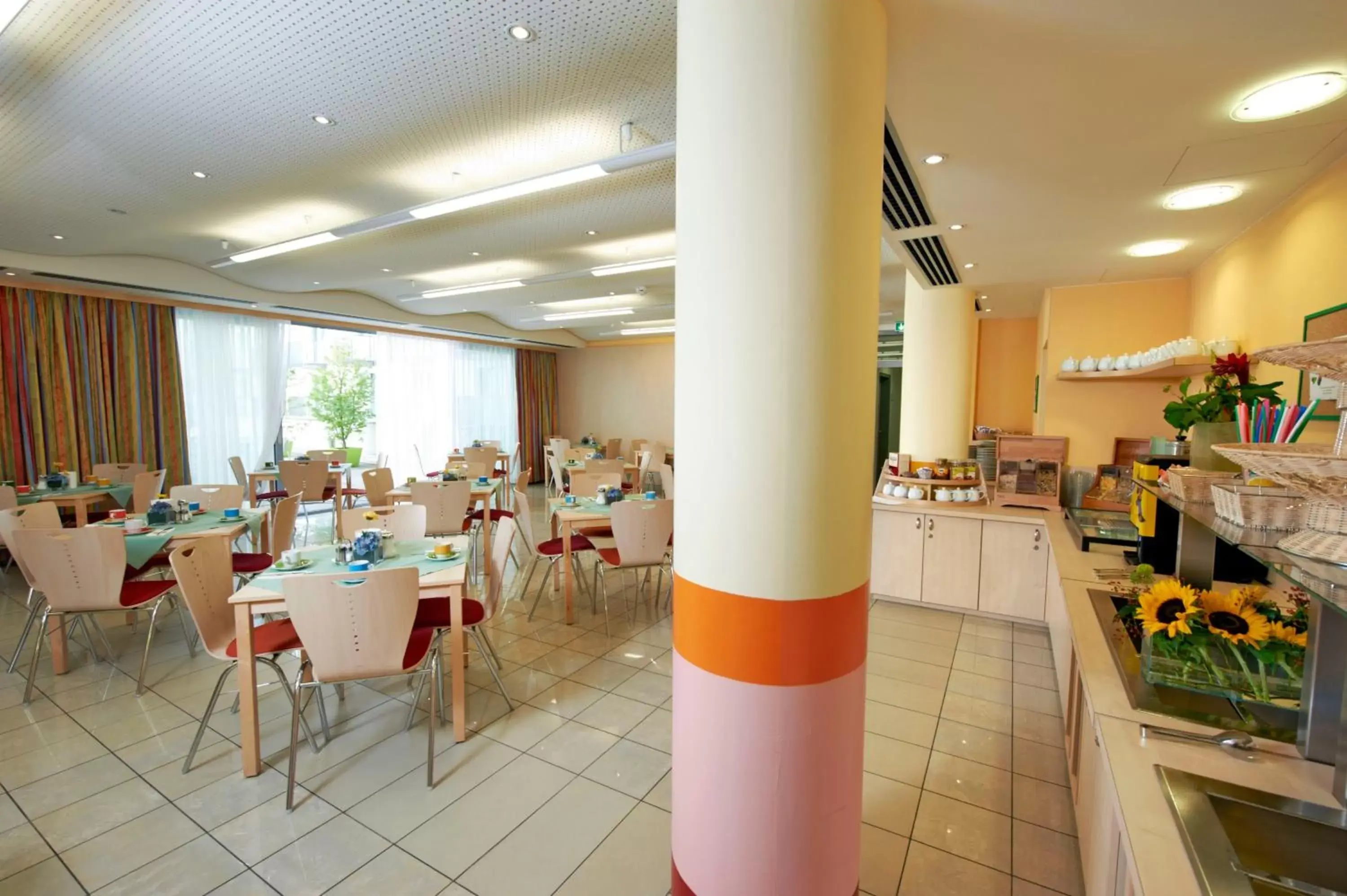 Restaurant/Places to Eat in Hotel Kolping Wien Zentral